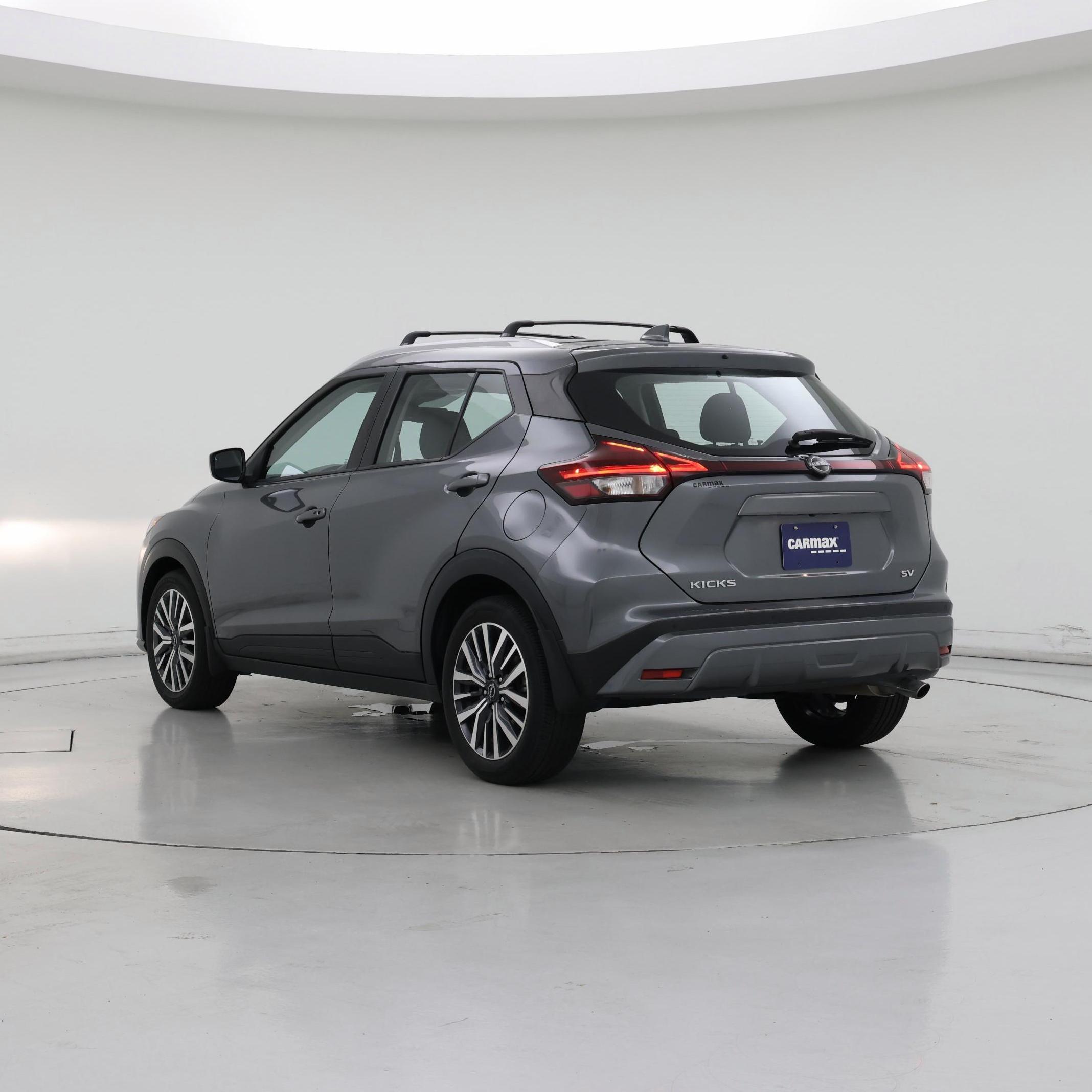 Thumbnail: 2023 Nissan Kicks - 2