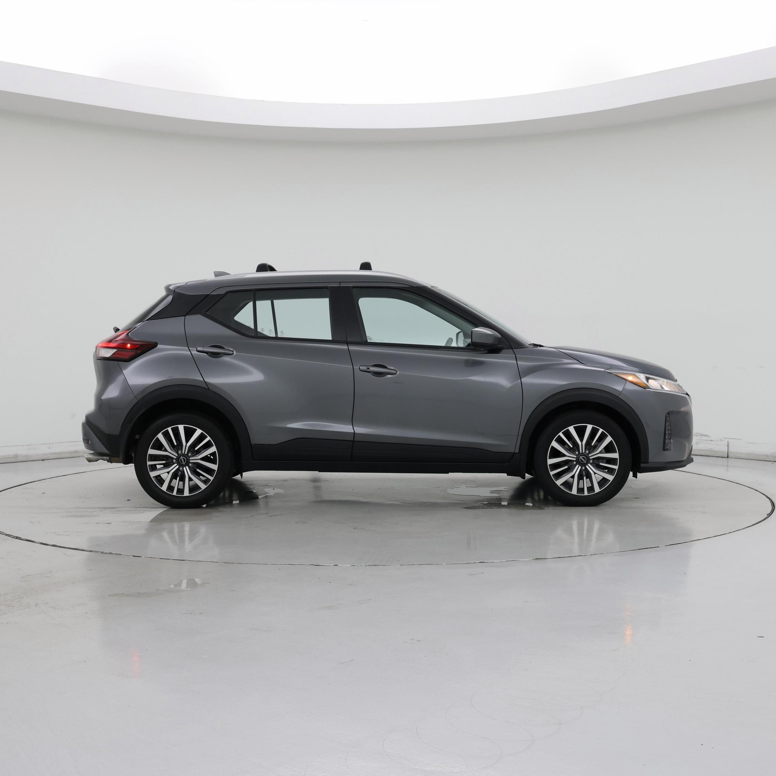 Thumbnail: 2023 Nissan Kicks - 7