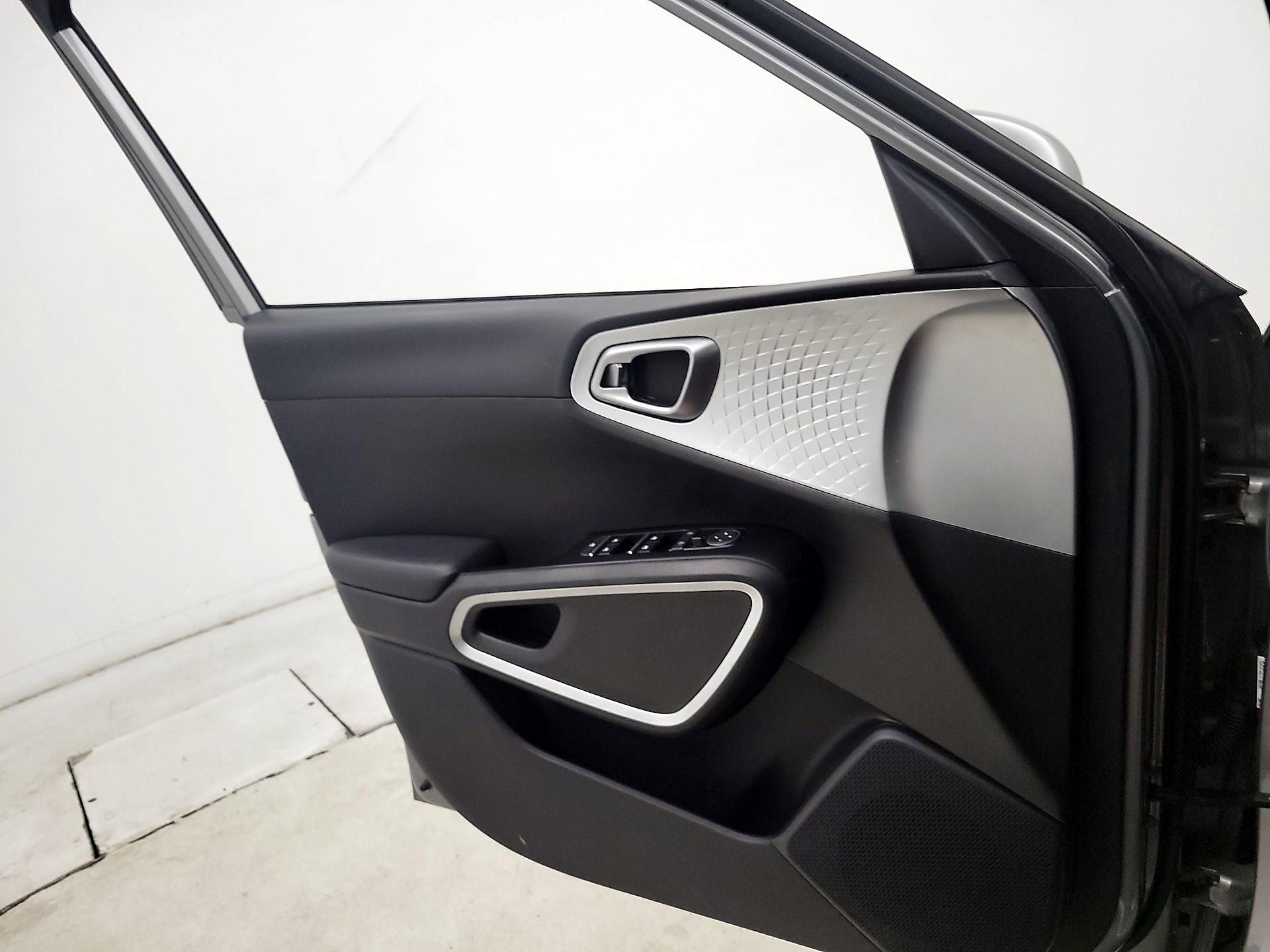 Thumbnail: 2024 Kia Soul - 12