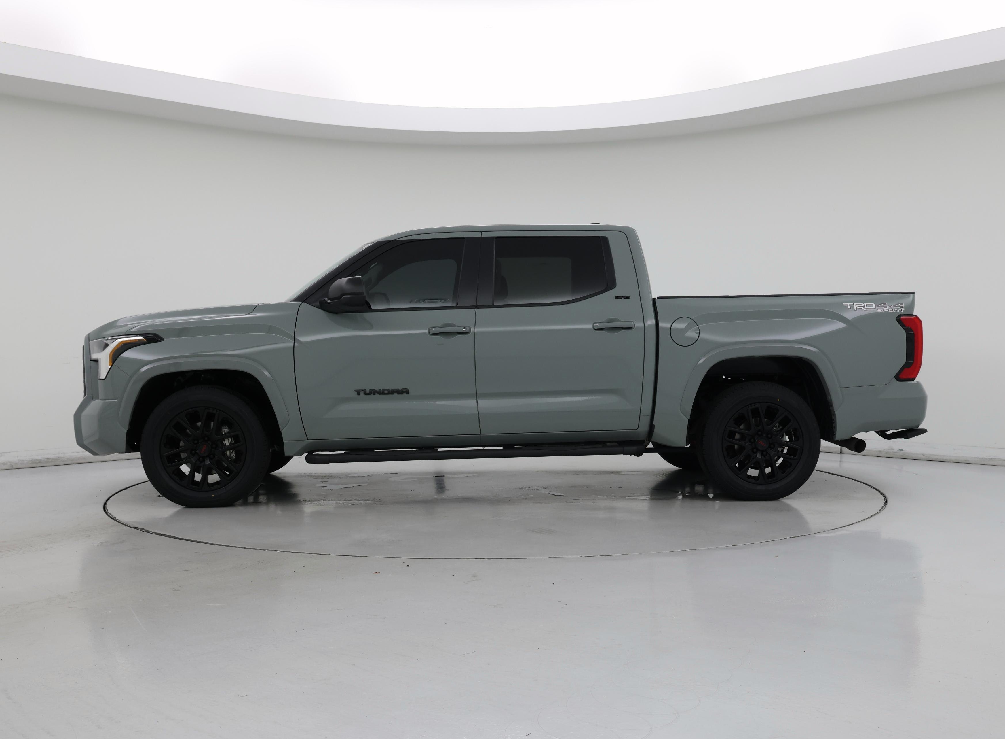 Thumbnail: 2024 Toyota Tundra - 3