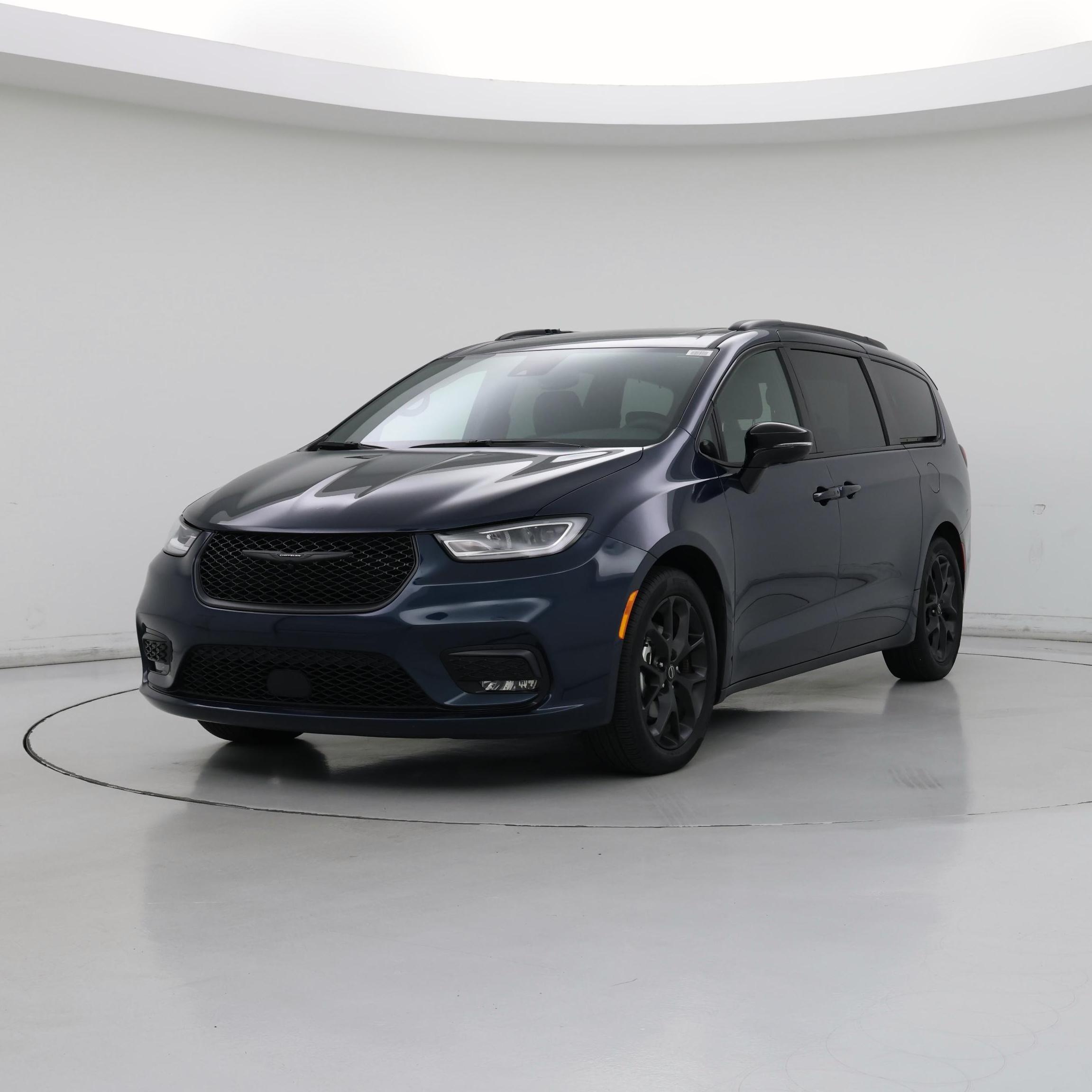 Thumbnail: 2025 Chrysler Pacifica - 4