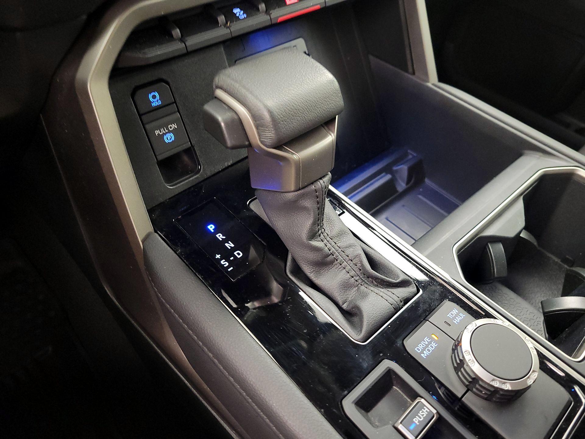 Thumbnail: 2023 Toyota Tundra - 17
