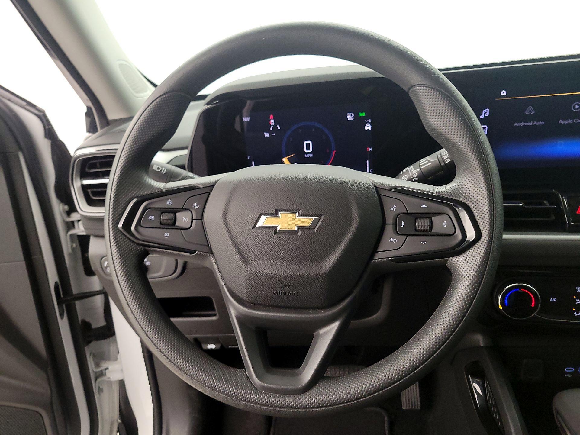 Thumbnail: 2025 Chevrolet TrailBlazer - 10