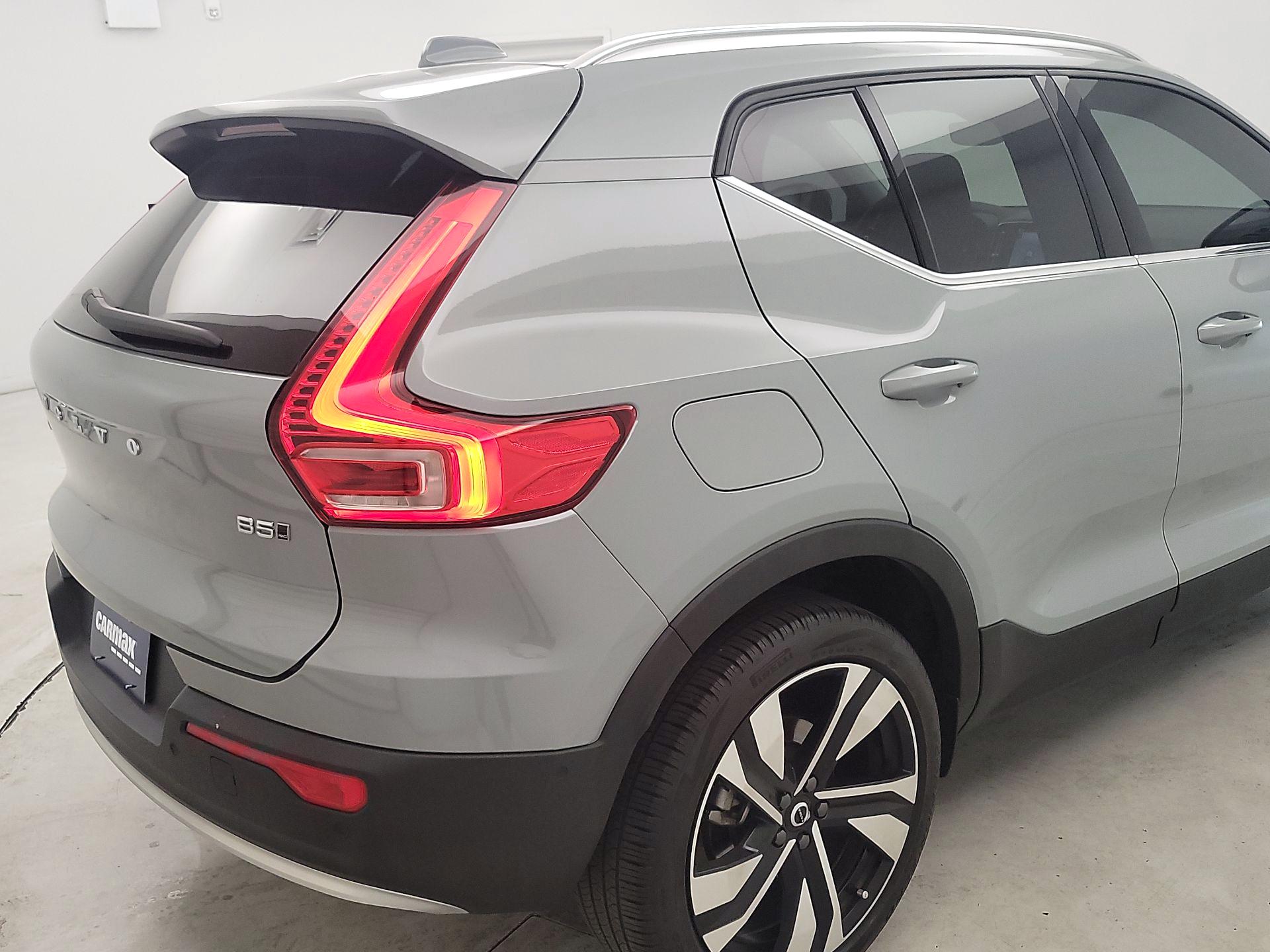 Thumbnail: 2024 Volvo XC40 - 5