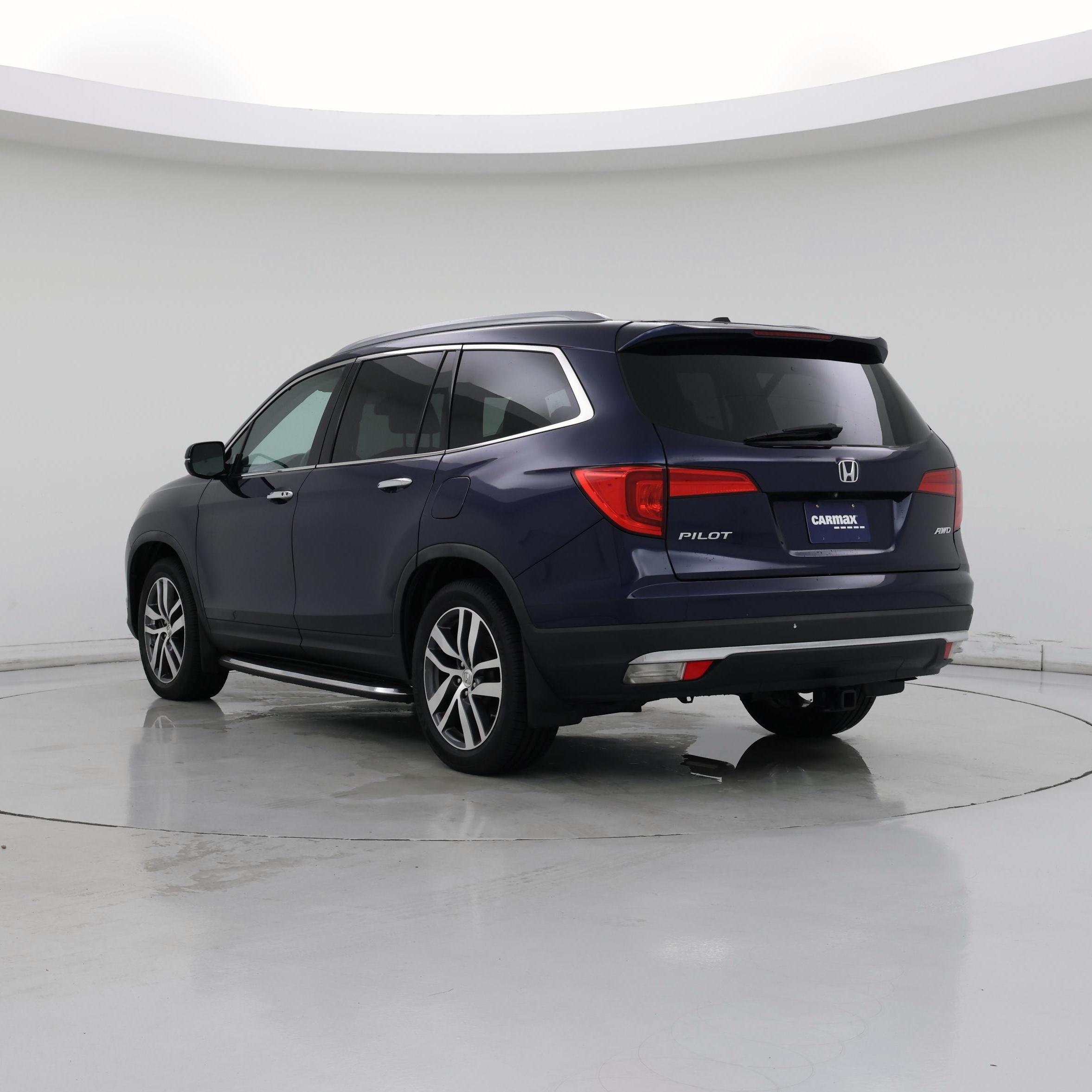 Thumbnail: 2017 Honda Pilot - 2