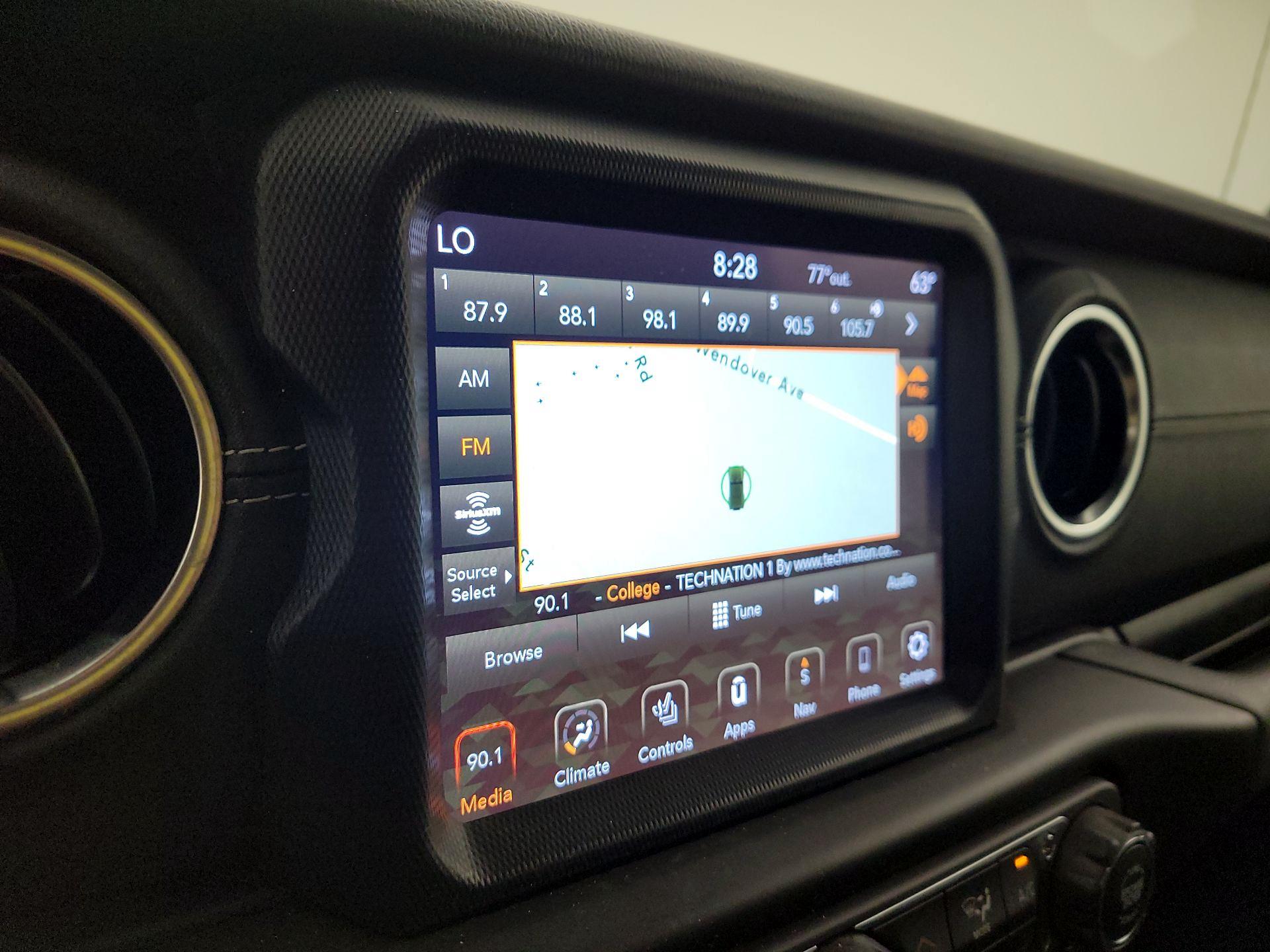 Thumbnail: 2021 Jeep Wrangler - 15
