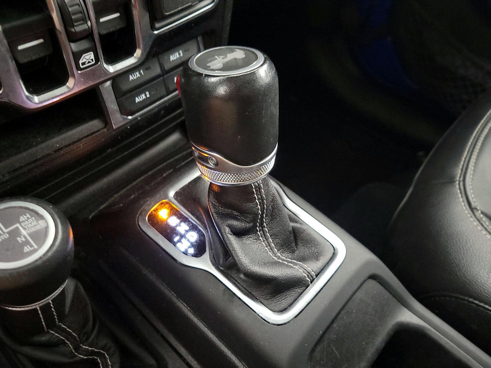 Thumbnail: 2021 Jeep Wrangler - 18