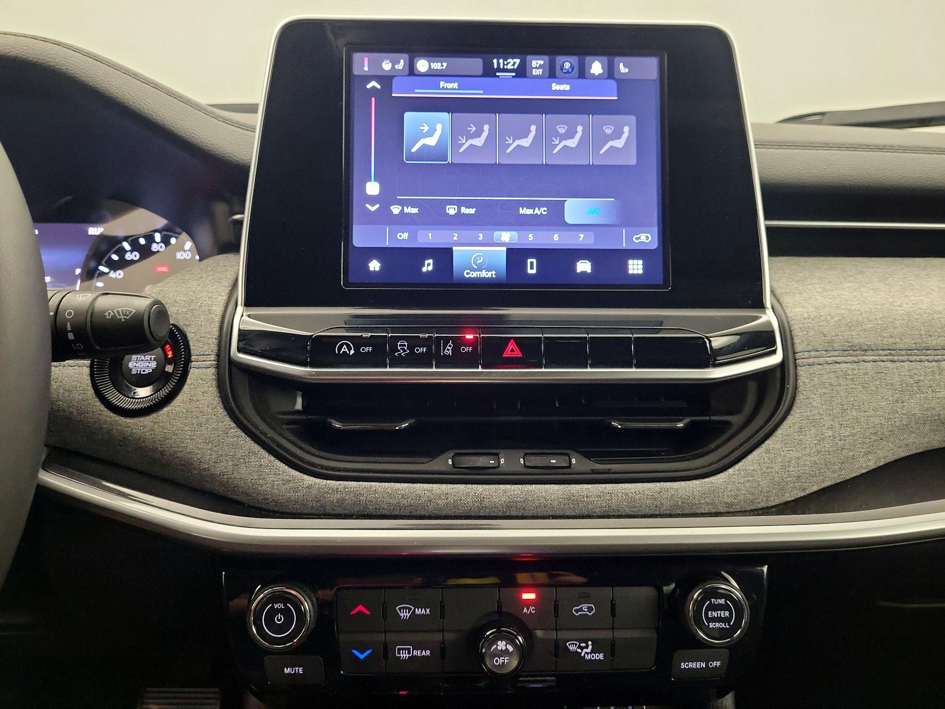 Thumbnail: 2025 Jeep Compass - 16