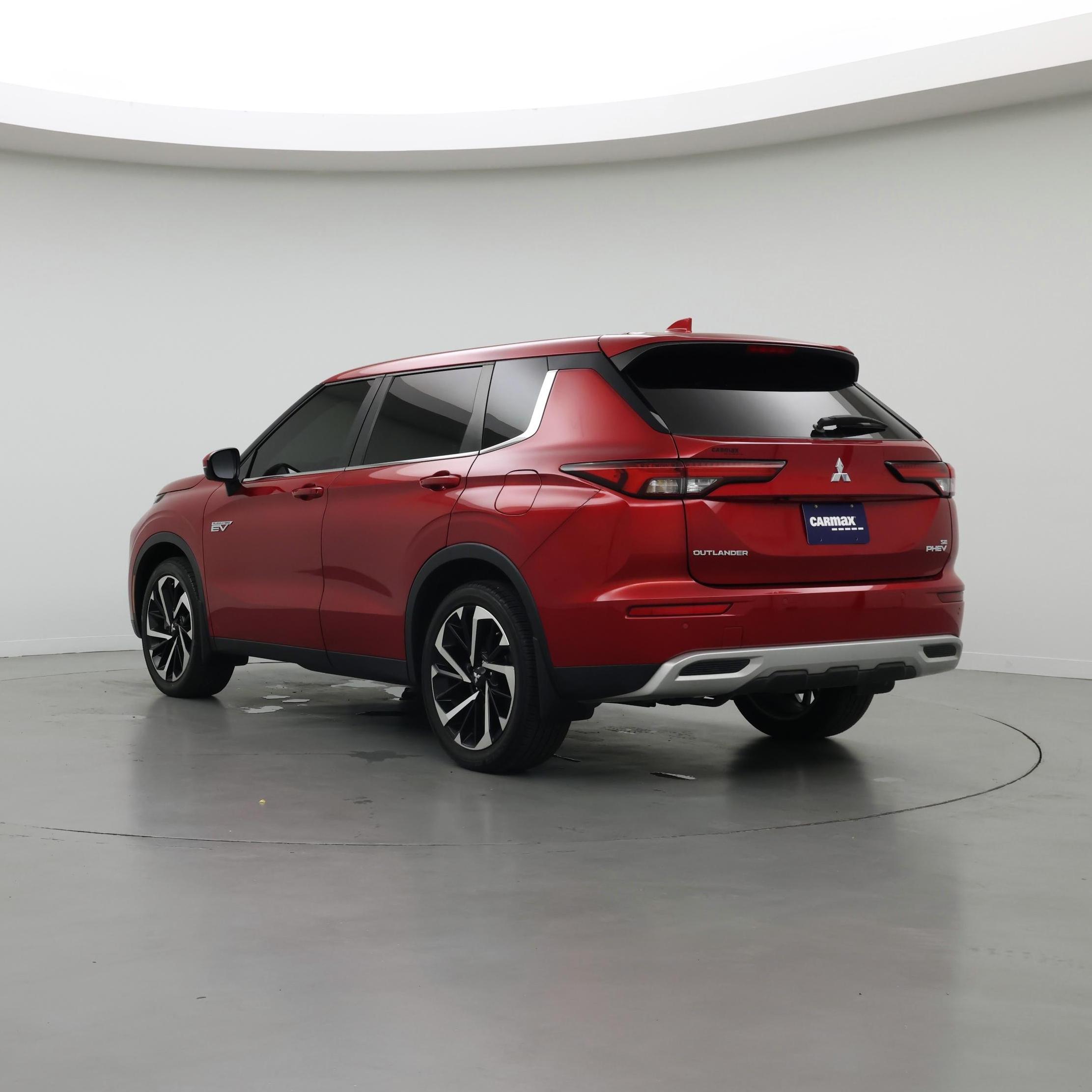 Thumbnail: 2024 Mitsubishi Outlander - 2