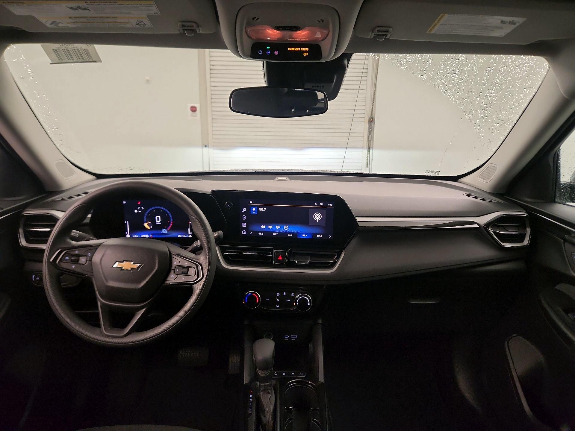 Thumbnail: 2025 Chevrolet TrailBlazer - 9