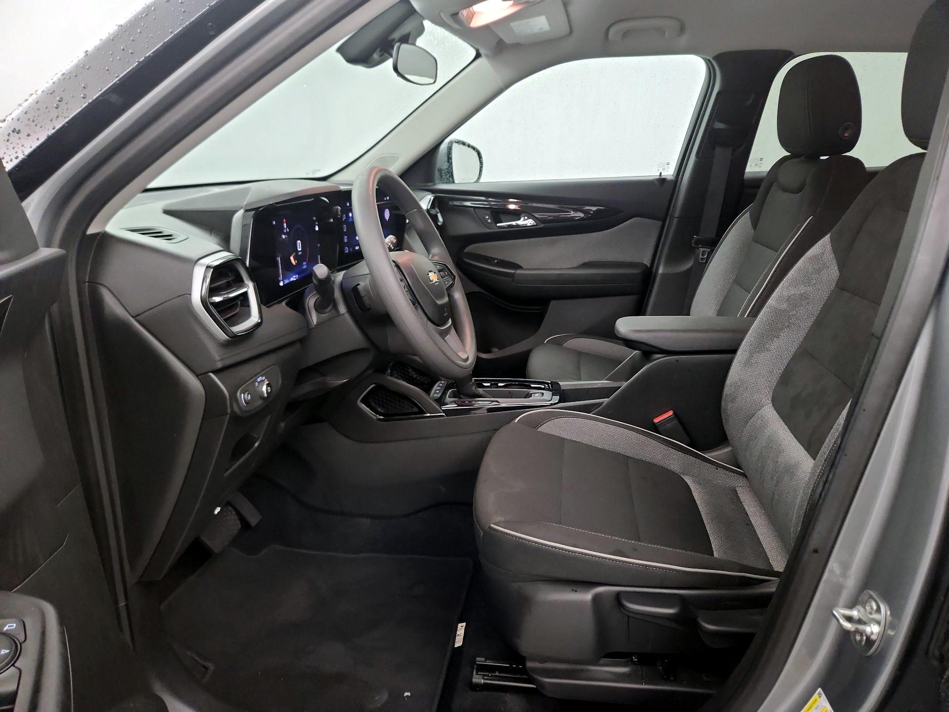 Thumbnail: 2025 Chevrolet TrailBlazer - 11