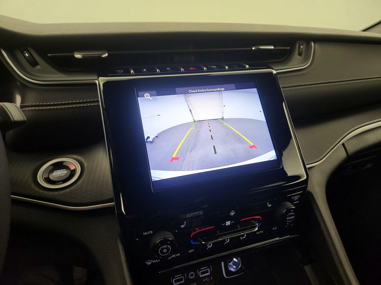 2024 Jeep Grand Cherokee Altitude - Photo 14