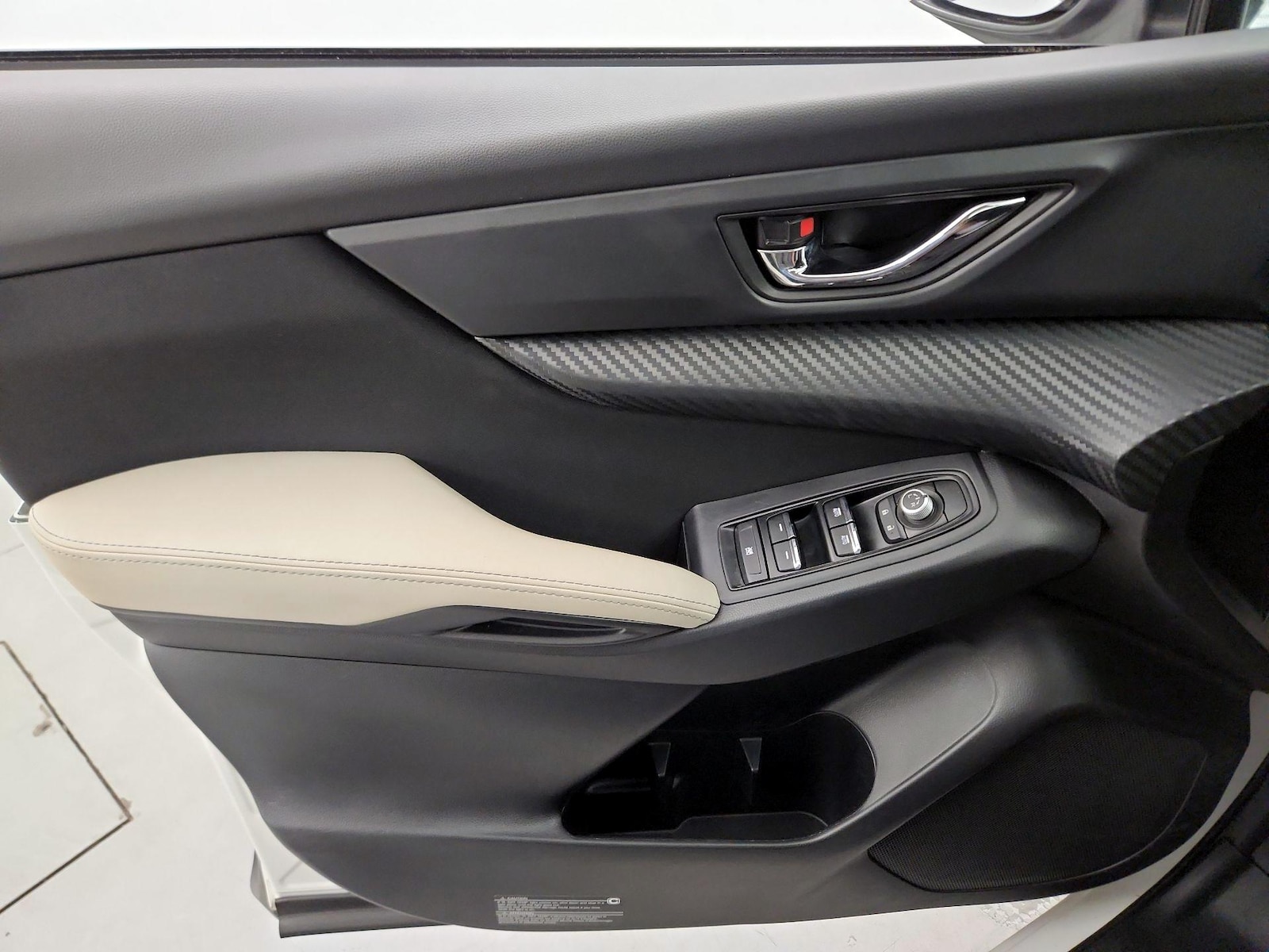 2025 Subaru Ascent Premium - Photo 13