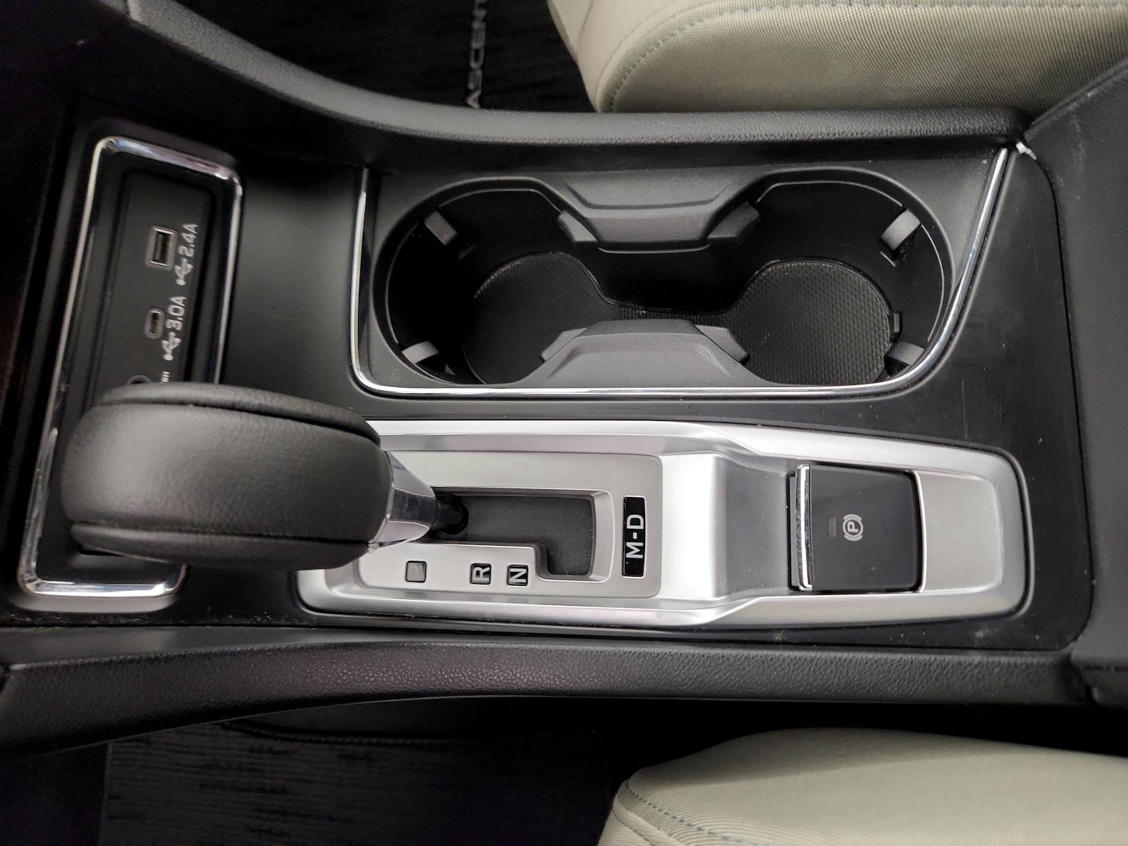 2025 Subaru Ascent Premium - Photo 18