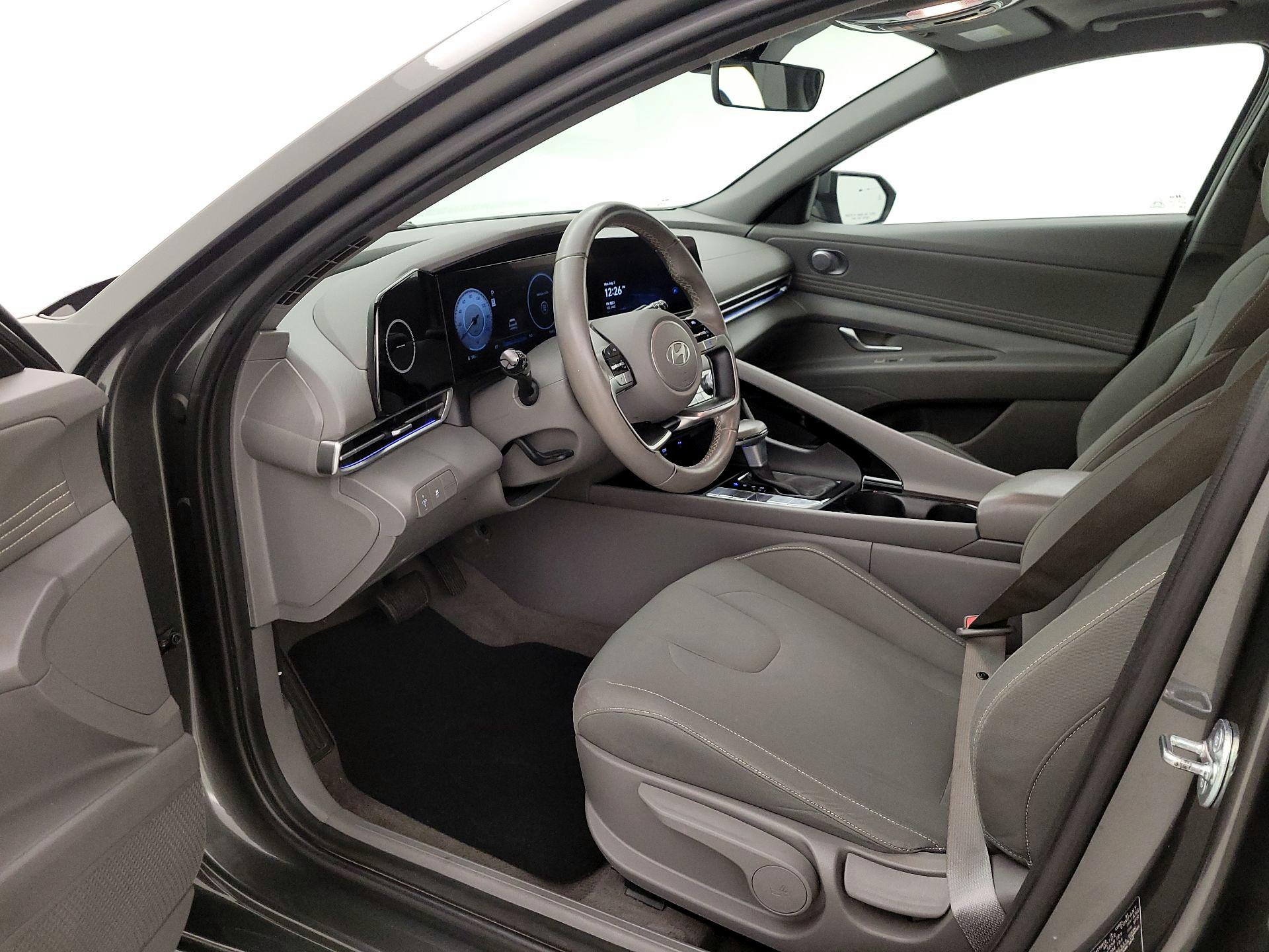 Thumbnail: 2025 Hyundai Elantra - 11