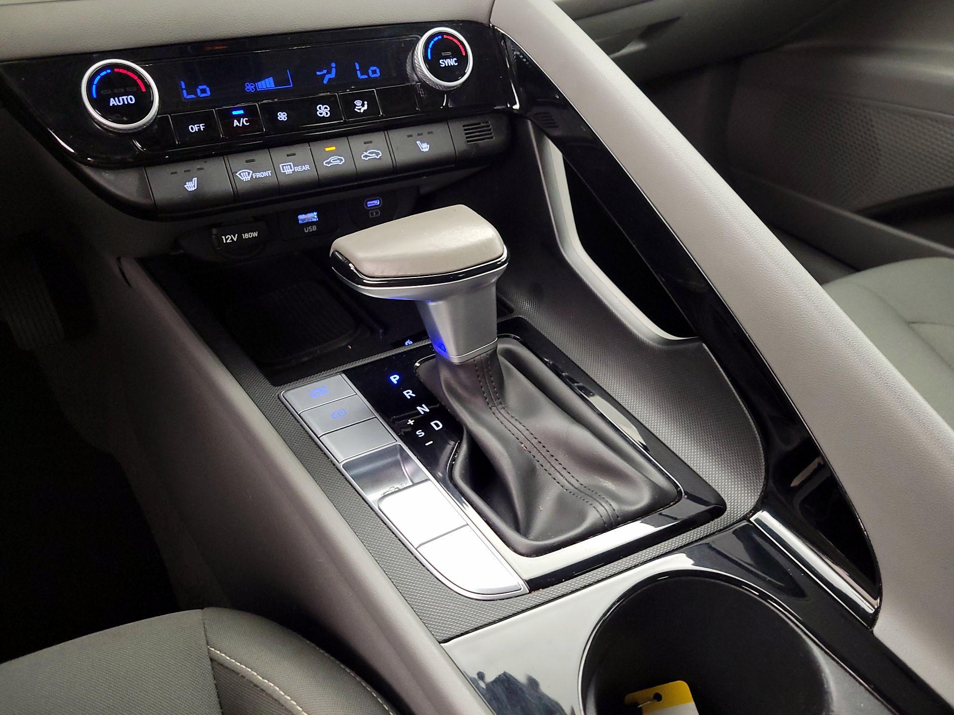 Thumbnail: 2025 Hyundai Elantra - 18