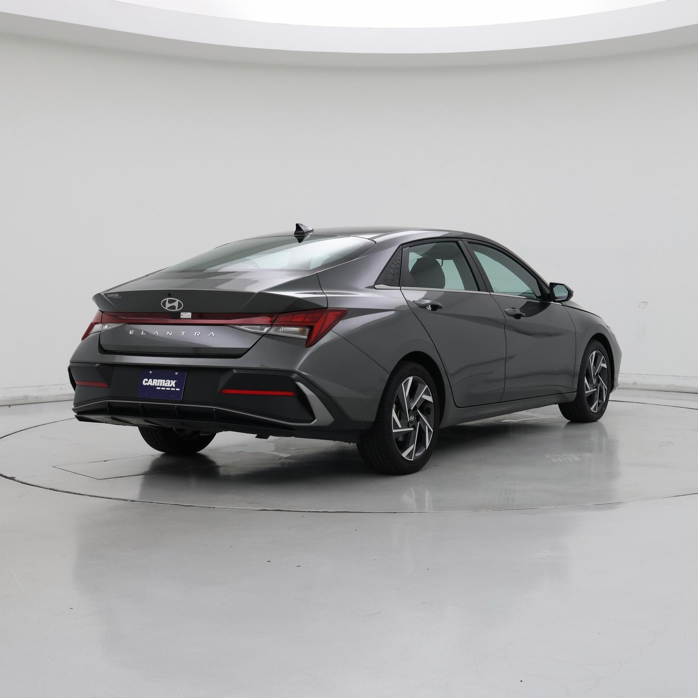 Thumbnail: 2025 Hyundai Elantra - 8