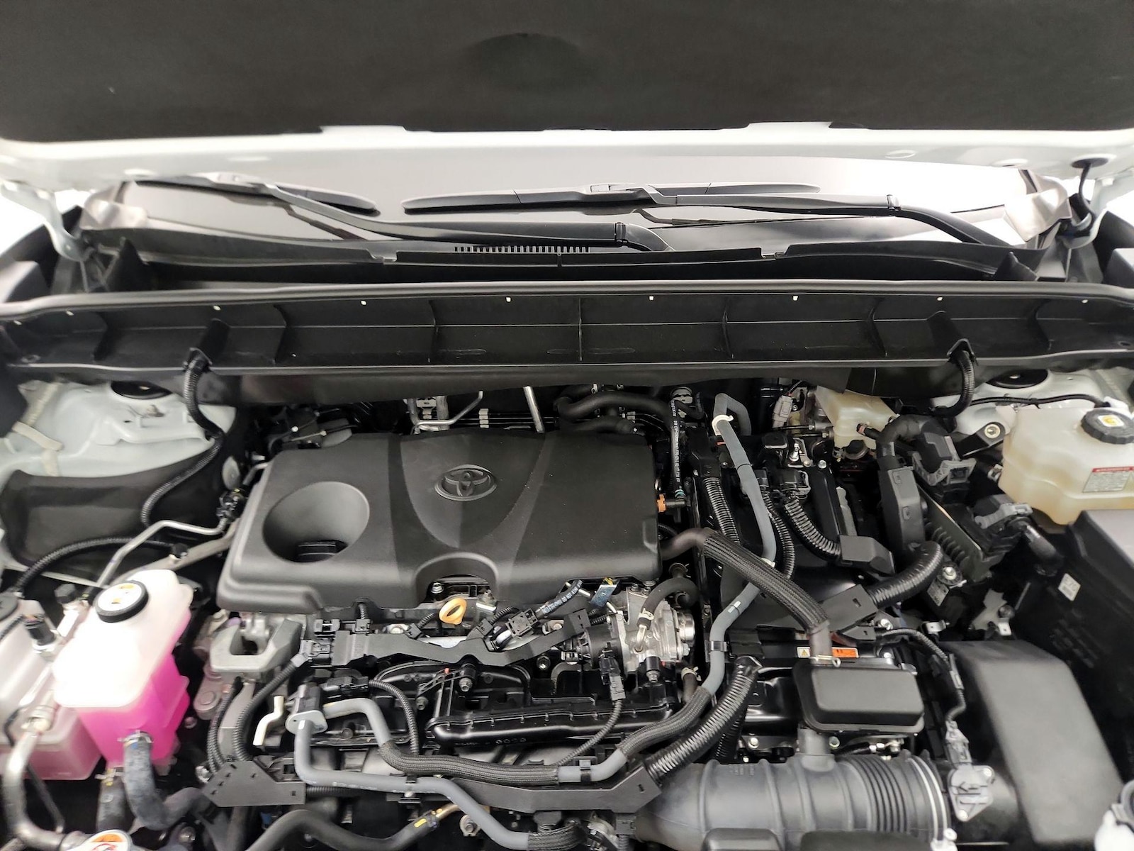 2023 Toyota Highlander LE - Photo 22