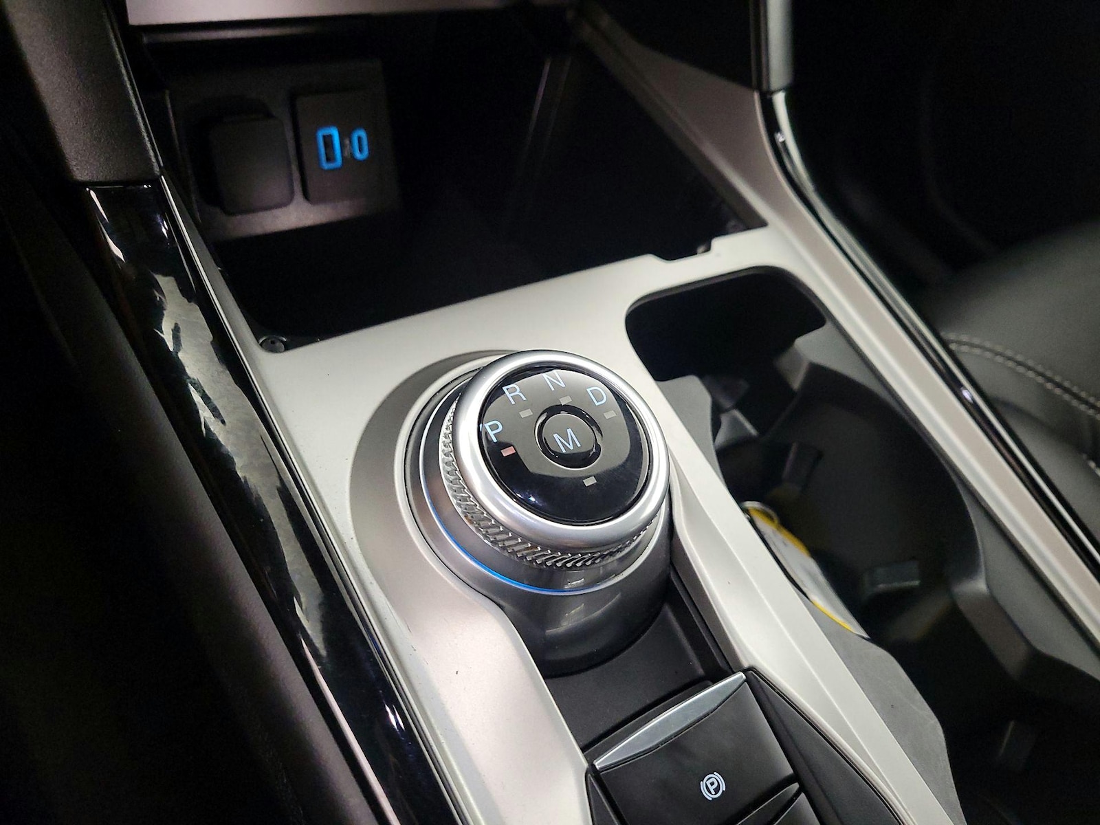 2023 Ford Explorer ST - Photo 18