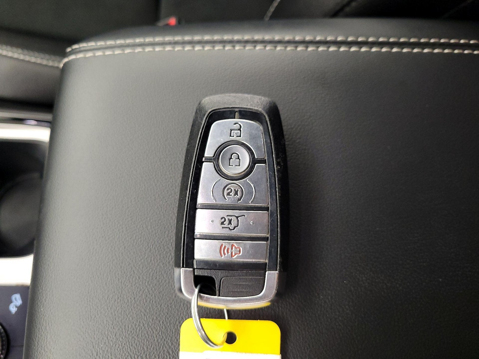 2023 Ford Explorer ST - Photo 25