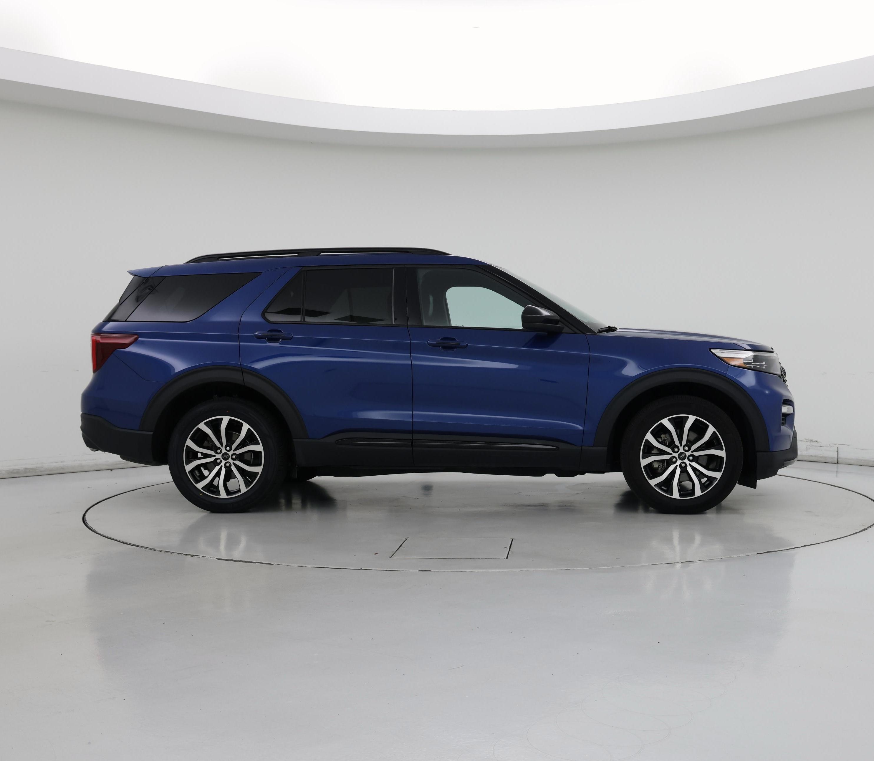 Thumbnail: 2023 Ford Explorer - 7