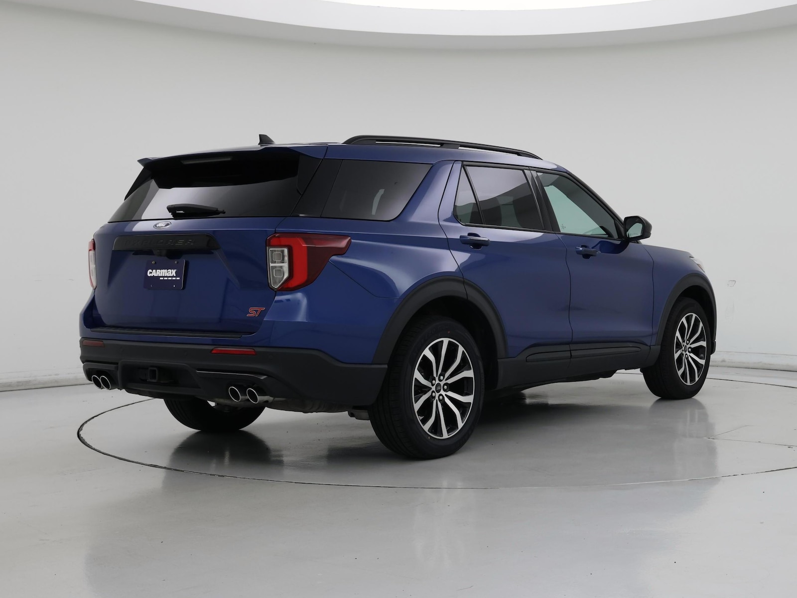 2023 Ford Explorer ST - Photo 9