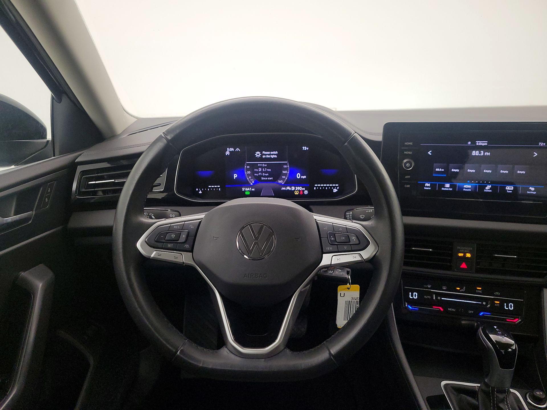 Thumbnail: 2025 Volkswagen Jetta - 10