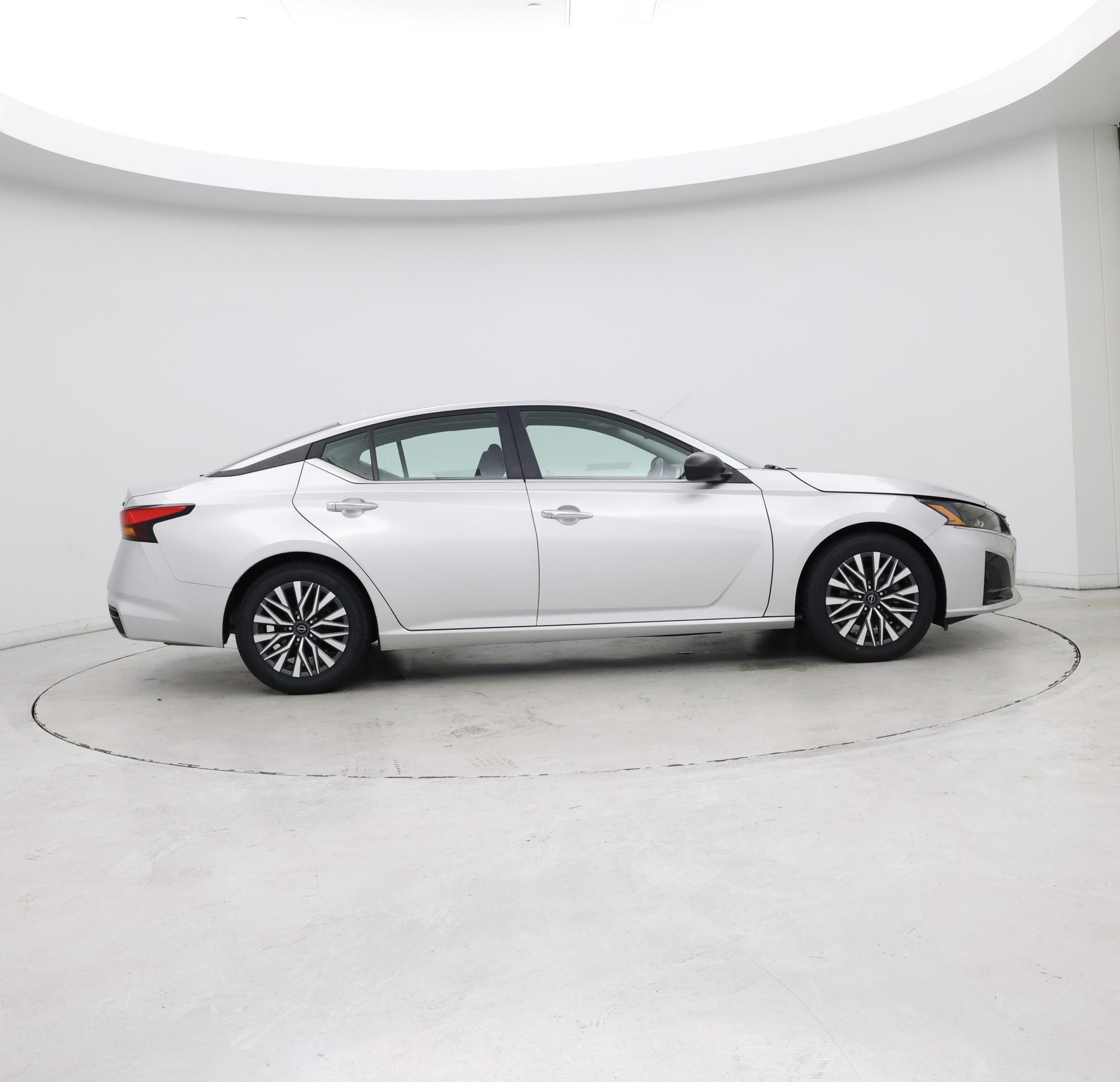 Thumbnail: 2024 Nissan Altima - 7