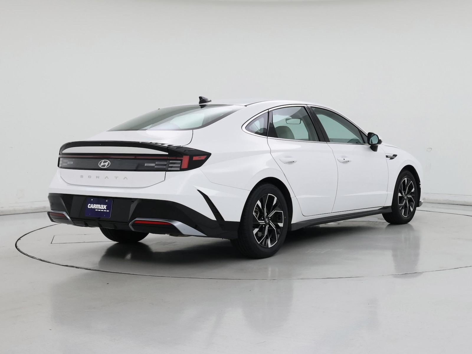 2025 Hyundai Sonata SEL - Photo 9