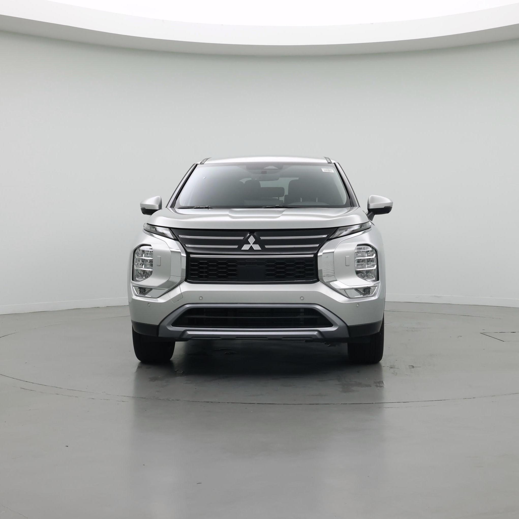 Thumbnail: 2025 Mitsubishi Outlander - 5