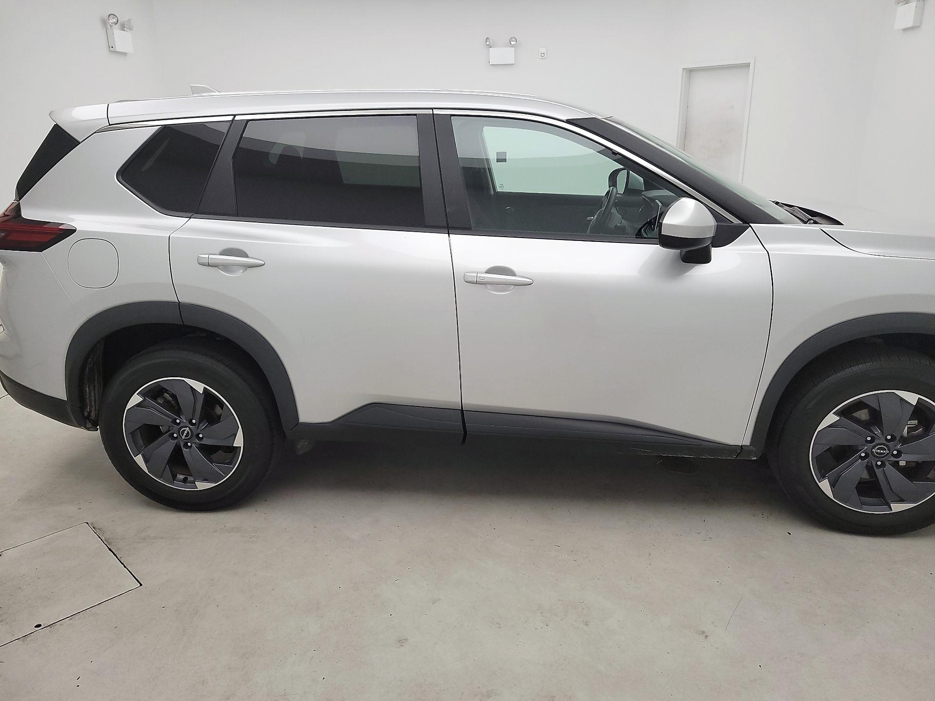 Thumbnail: 2025 Nissan Rogue - 4