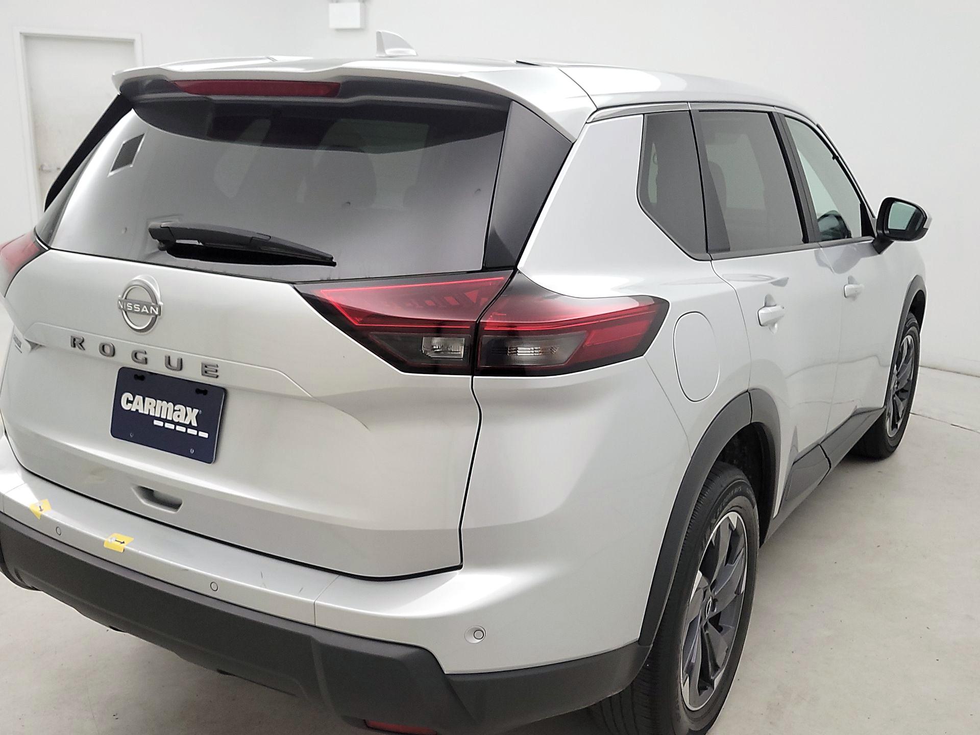 Thumbnail: 2025 Nissan Rogue - 5