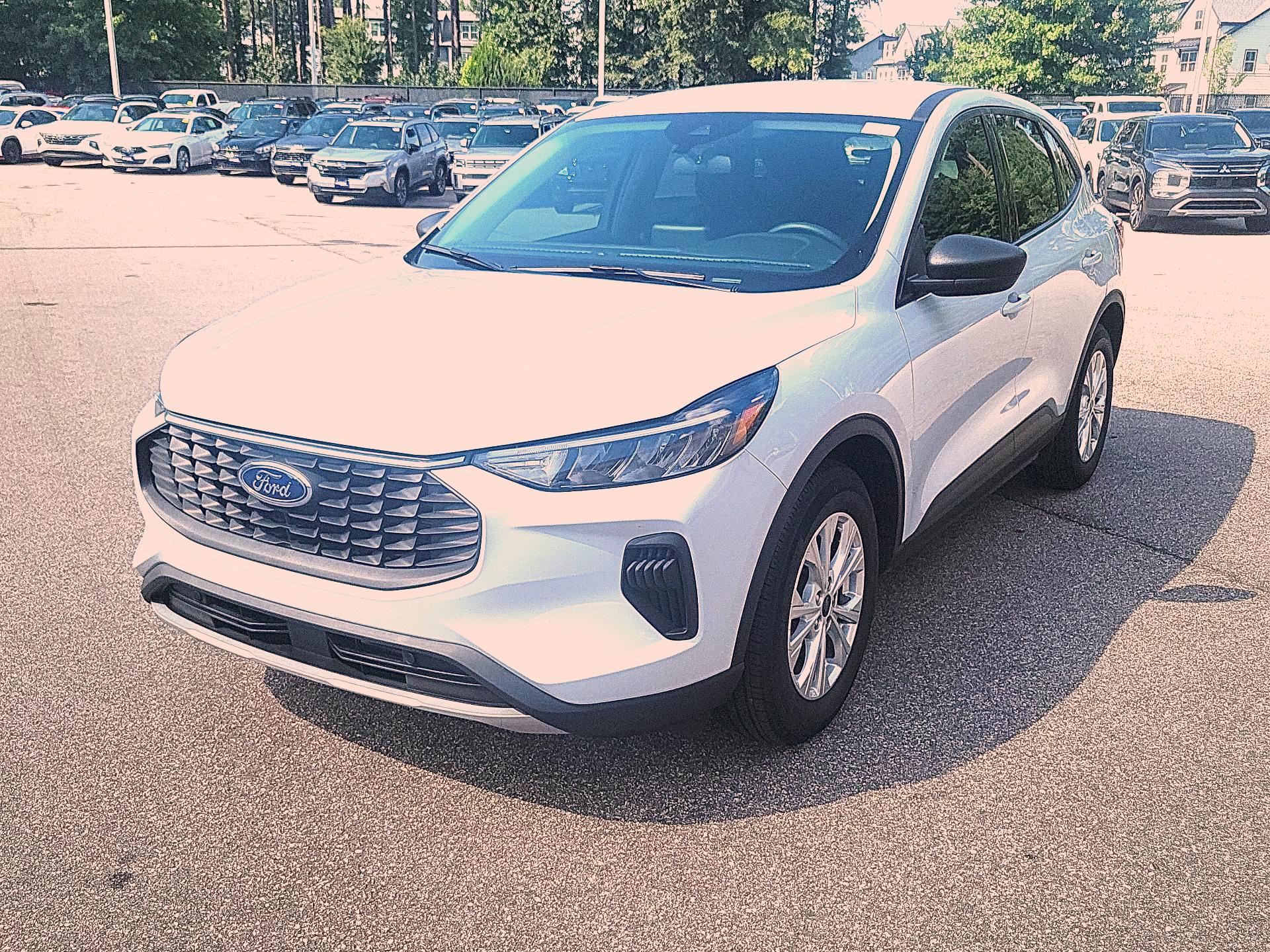 Thumbnail: 2025 Ford Escape - 3