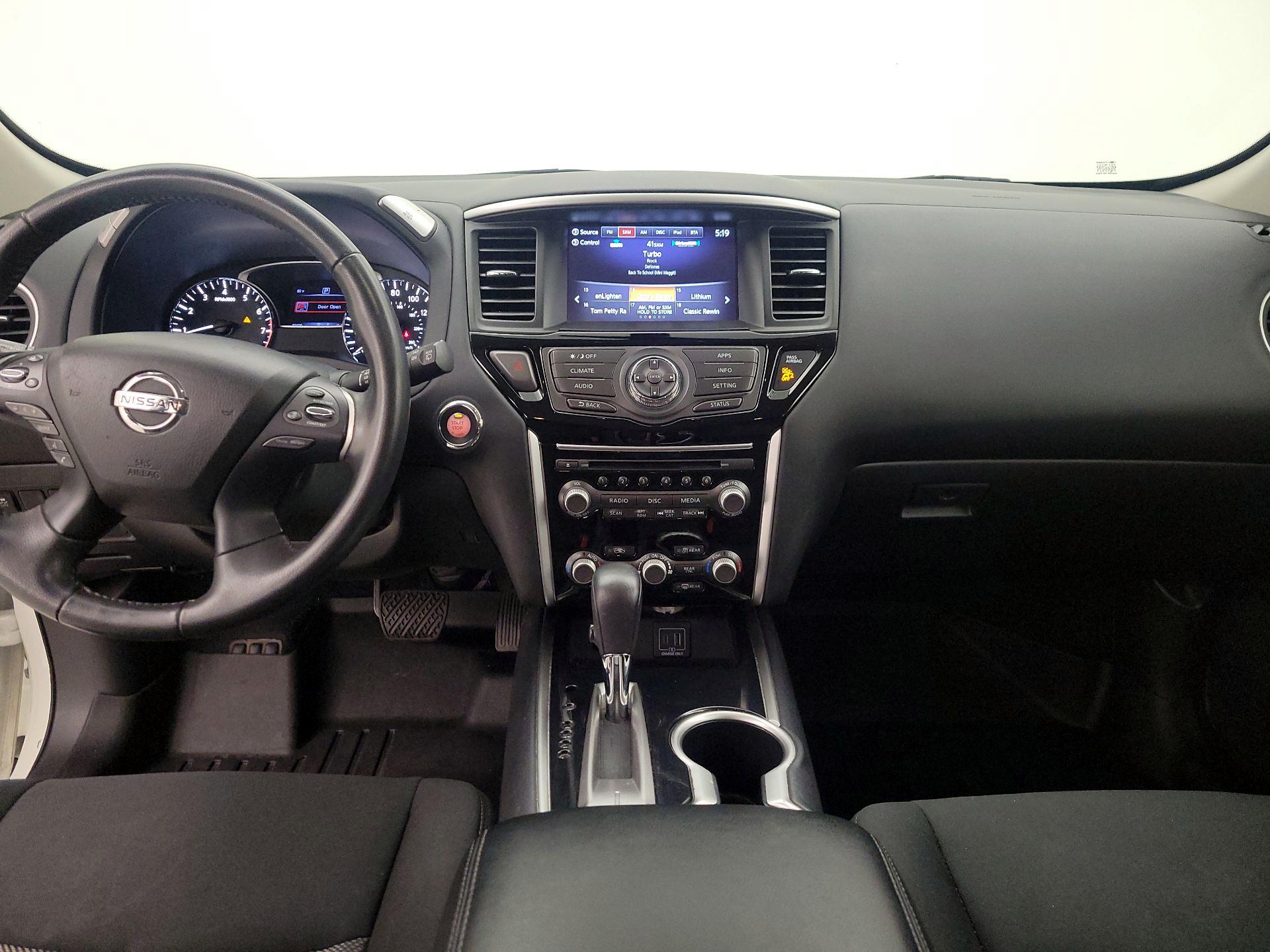 Thumbnail: 2020 Nissan Pathfinder - 9