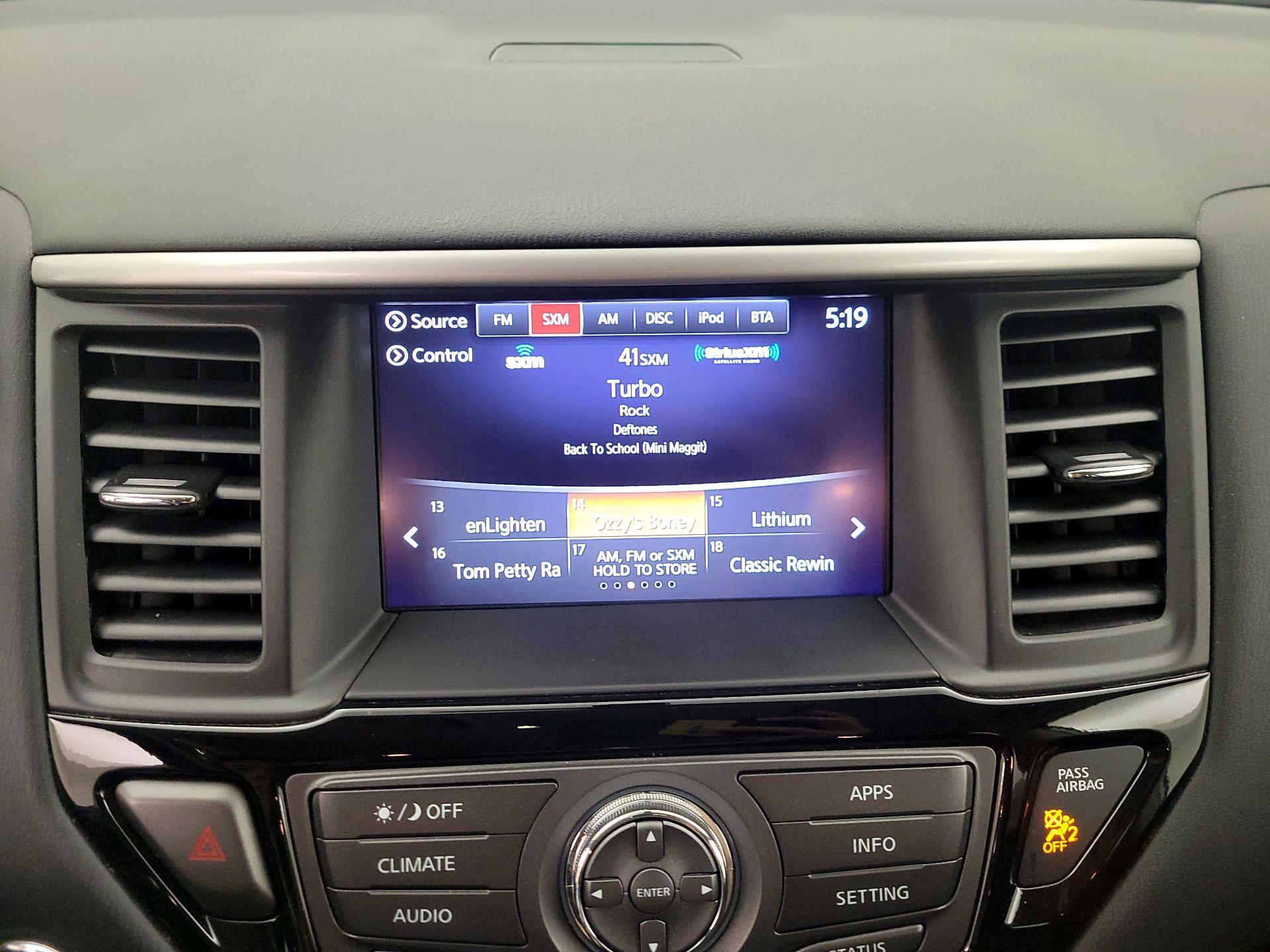 Thumbnail: 2020 Nissan Pathfinder - 15