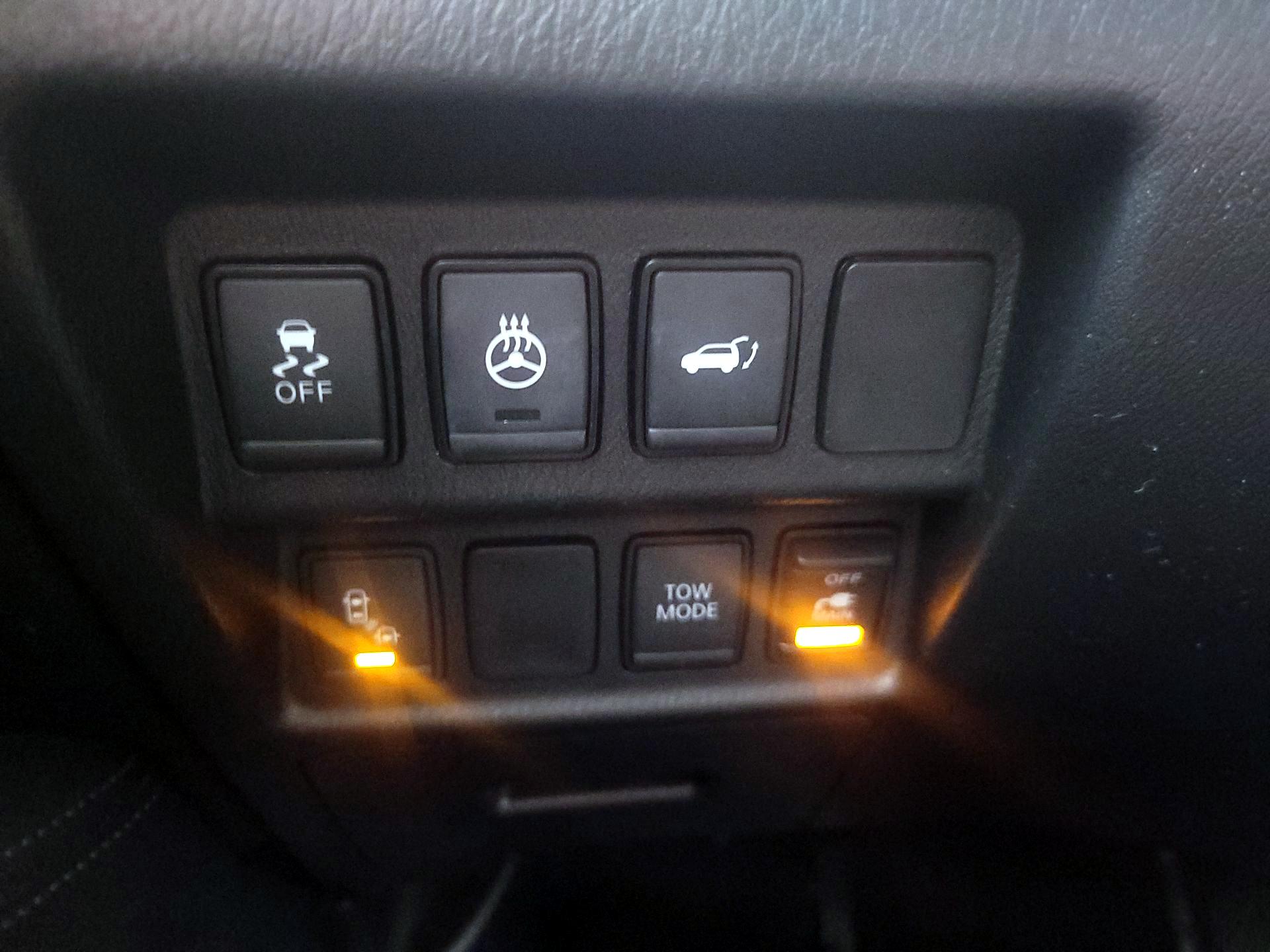 Thumbnail: 2019 Nissan Pathfinder - 13