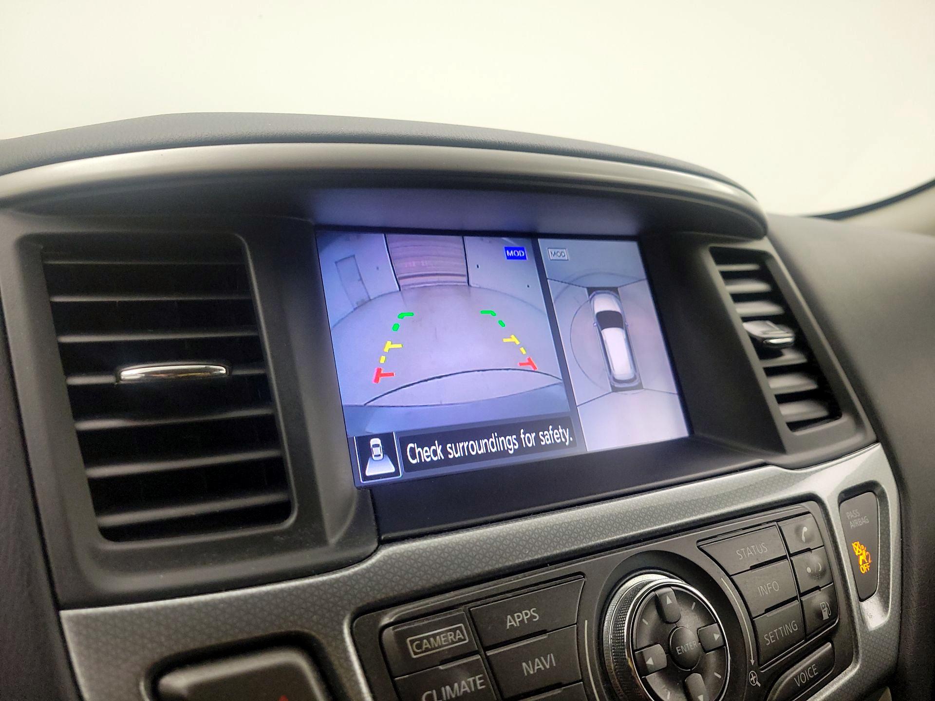 Thumbnail: 2019 Nissan Pathfinder - 15