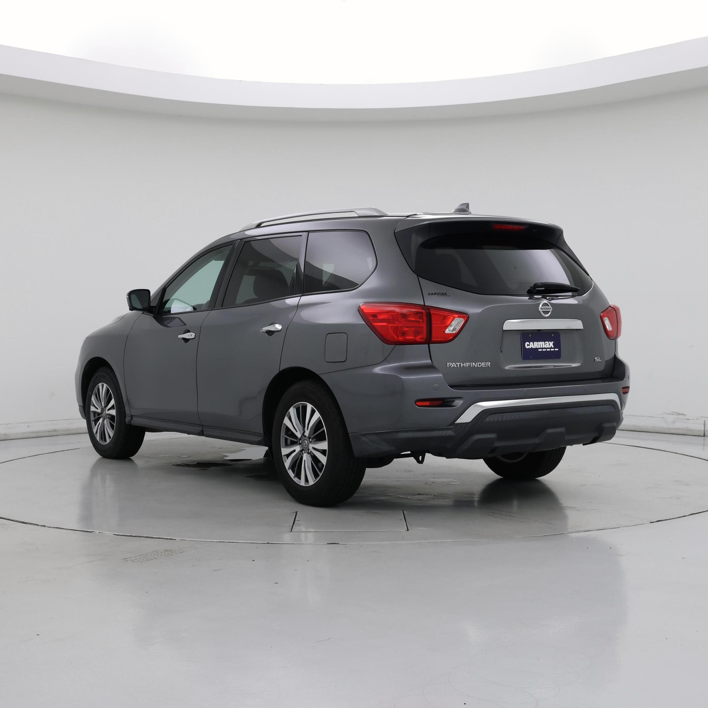 Thumbnail: 2019 Nissan Pathfinder - 2
