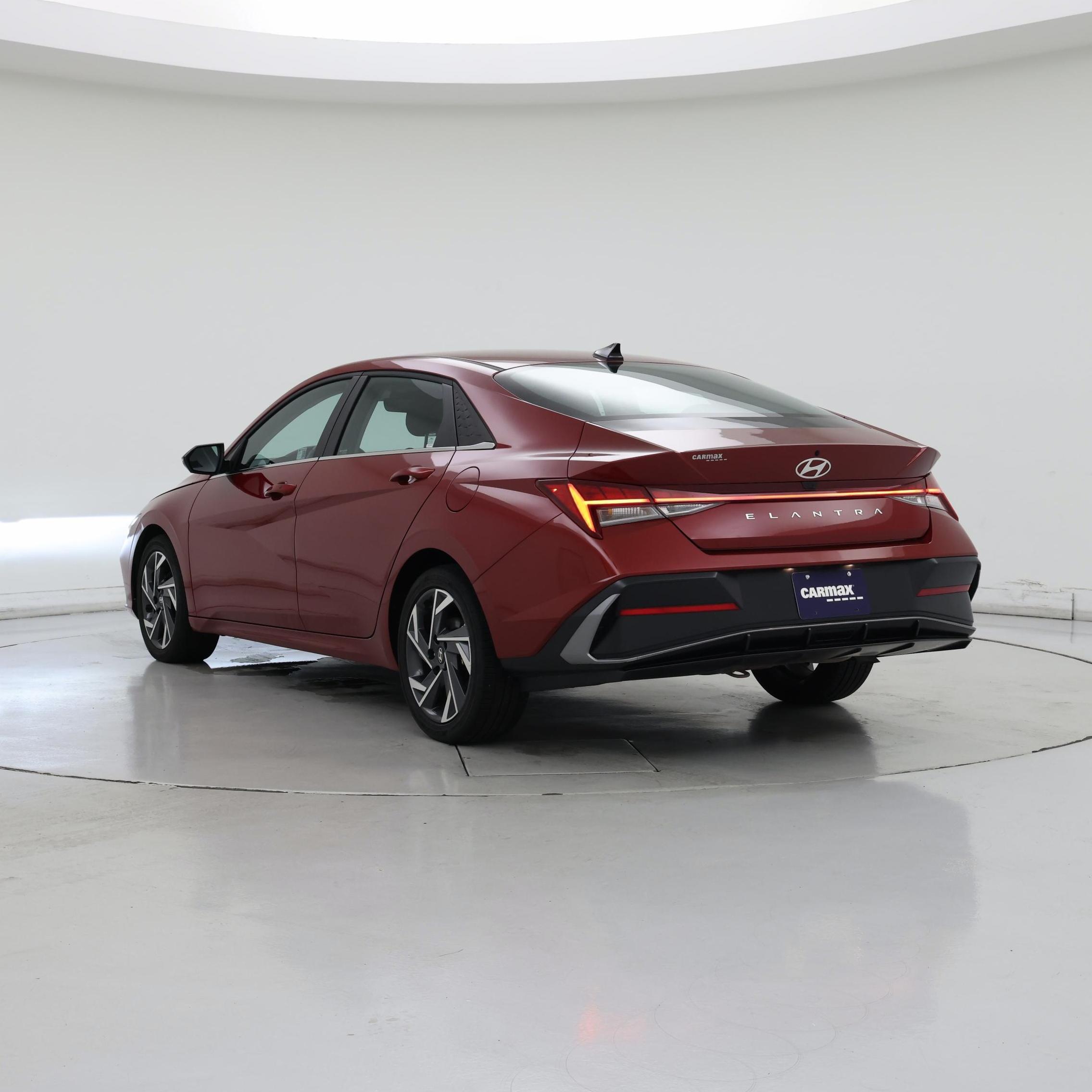 Thumbnail: 2025 Hyundai Elantra - 2