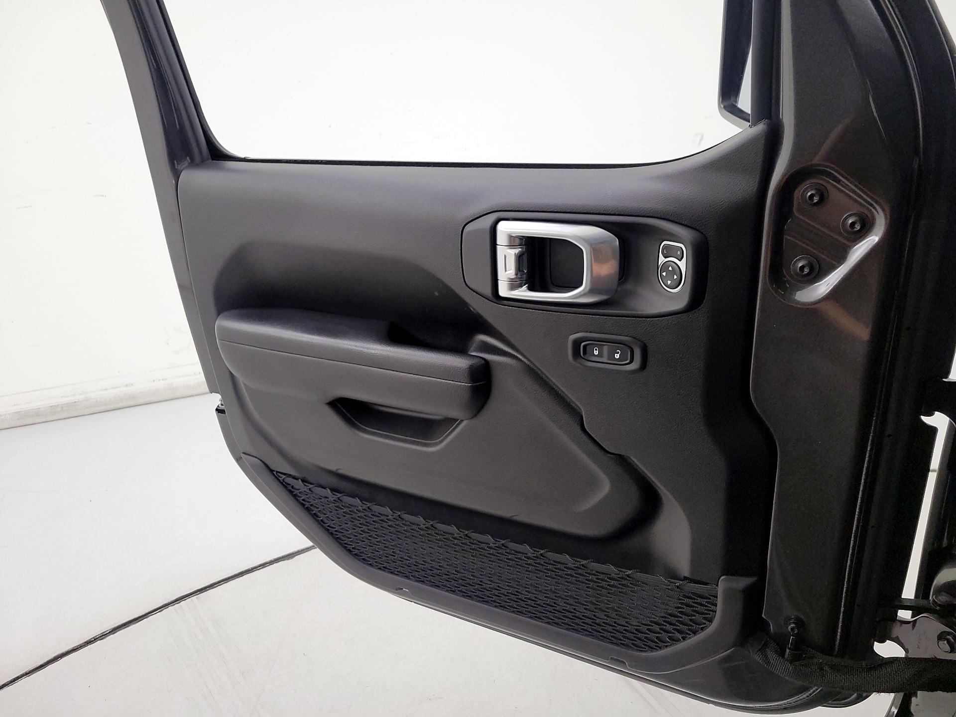 Thumbnail: 2024 Jeep Wrangler - 12