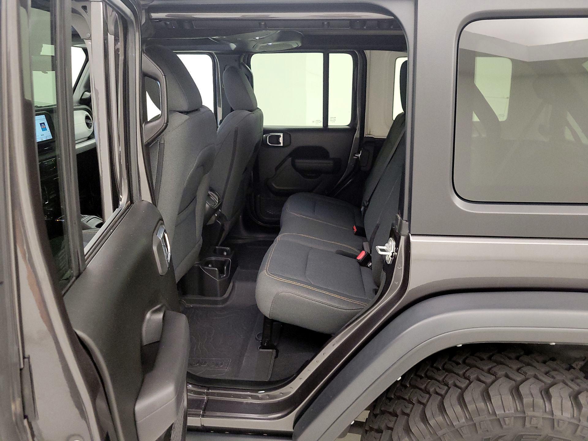 Thumbnail: 2024 Jeep Wrangler - 19