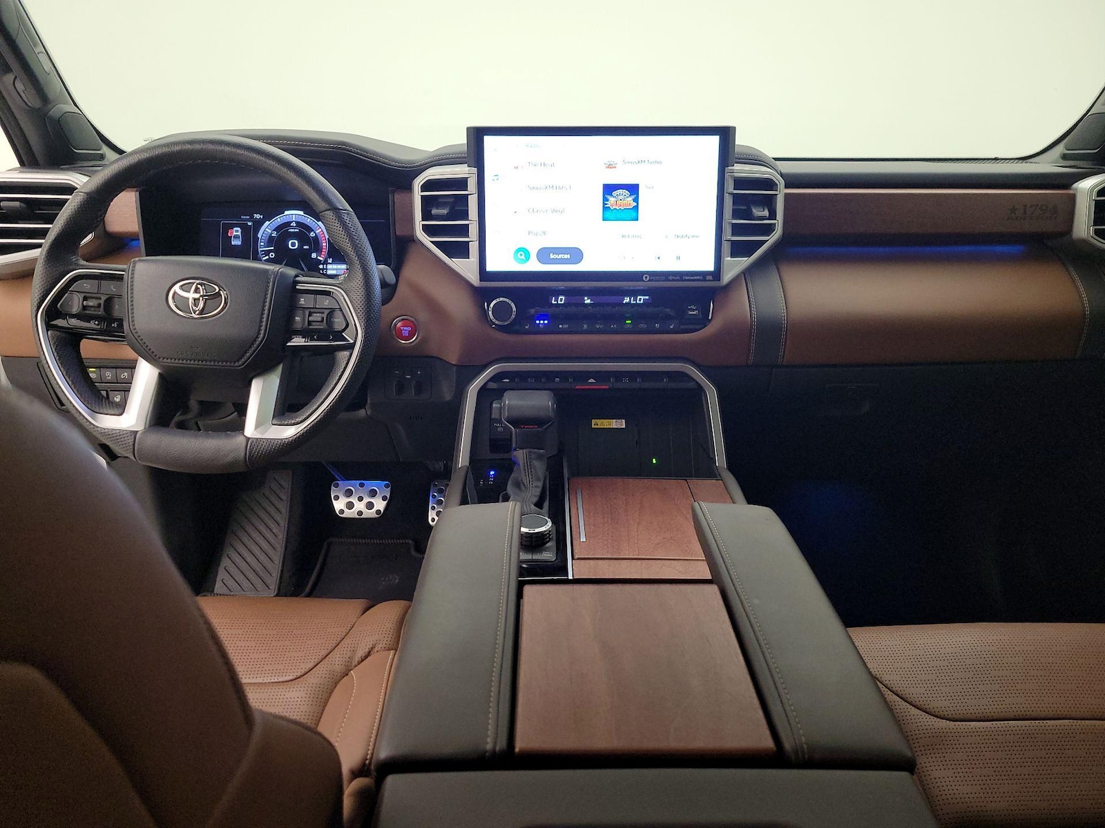 2023 Toyota Tundra 1794 Edition - Photo 10