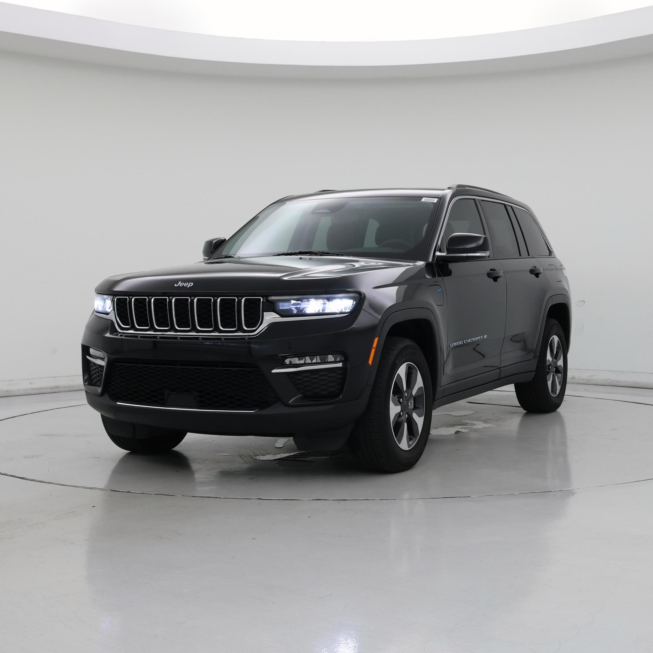 Thumbnail: 2024 Jeep Grand Cherokee - 4