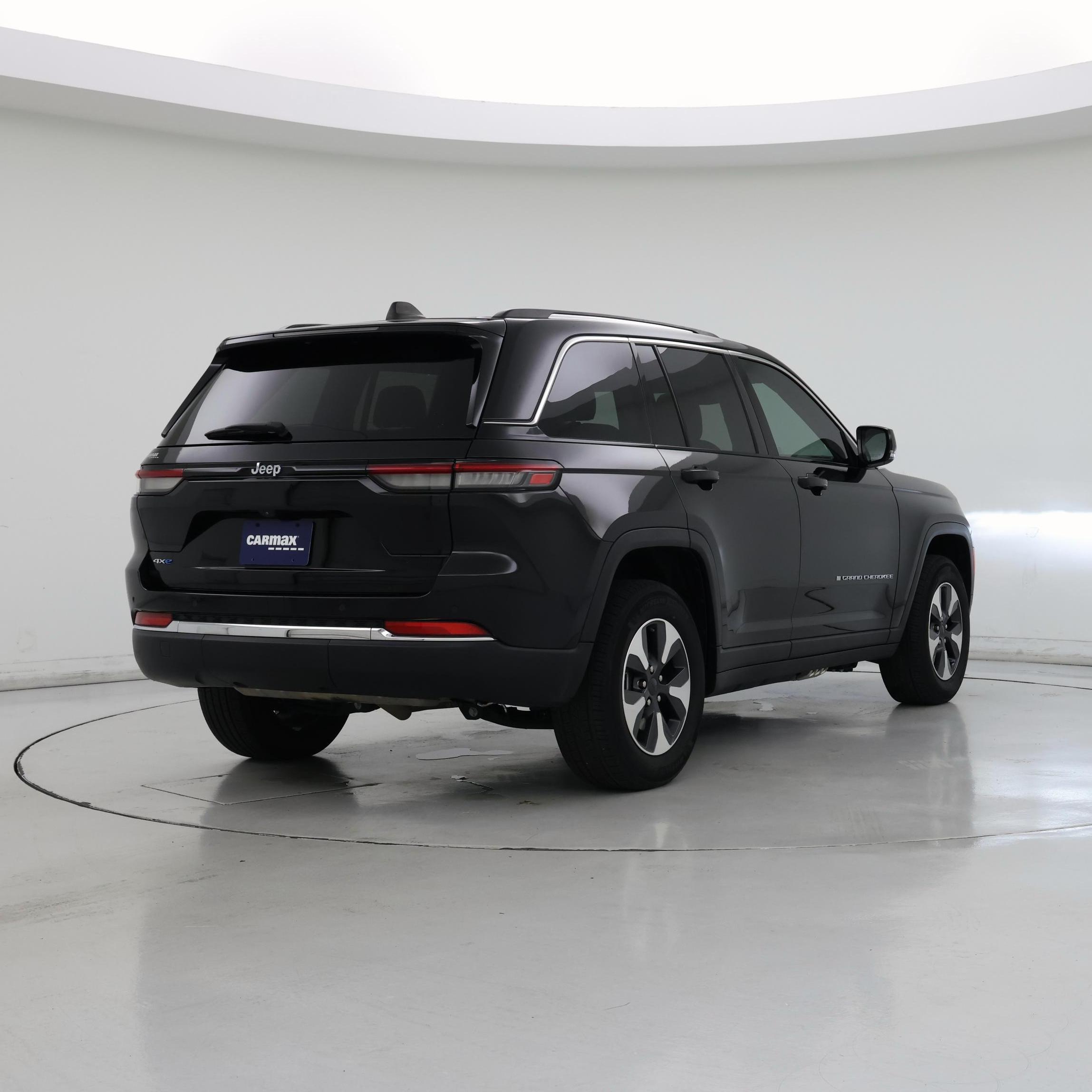Thumbnail: 2024 Jeep Grand Cherokee - 8