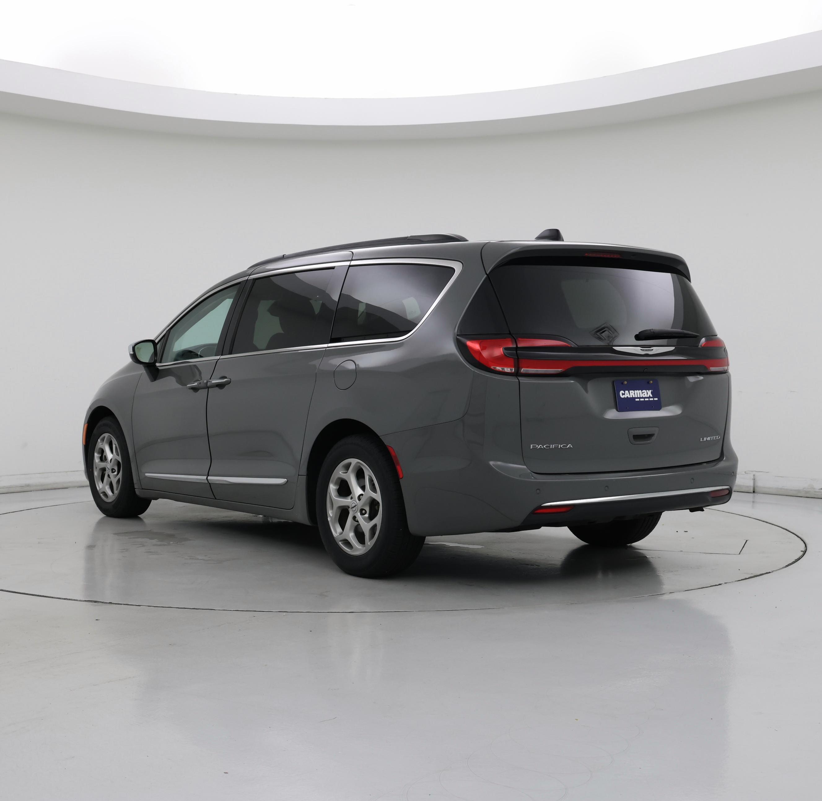 Thumbnail: 2023 Chrysler Pacifica - 2