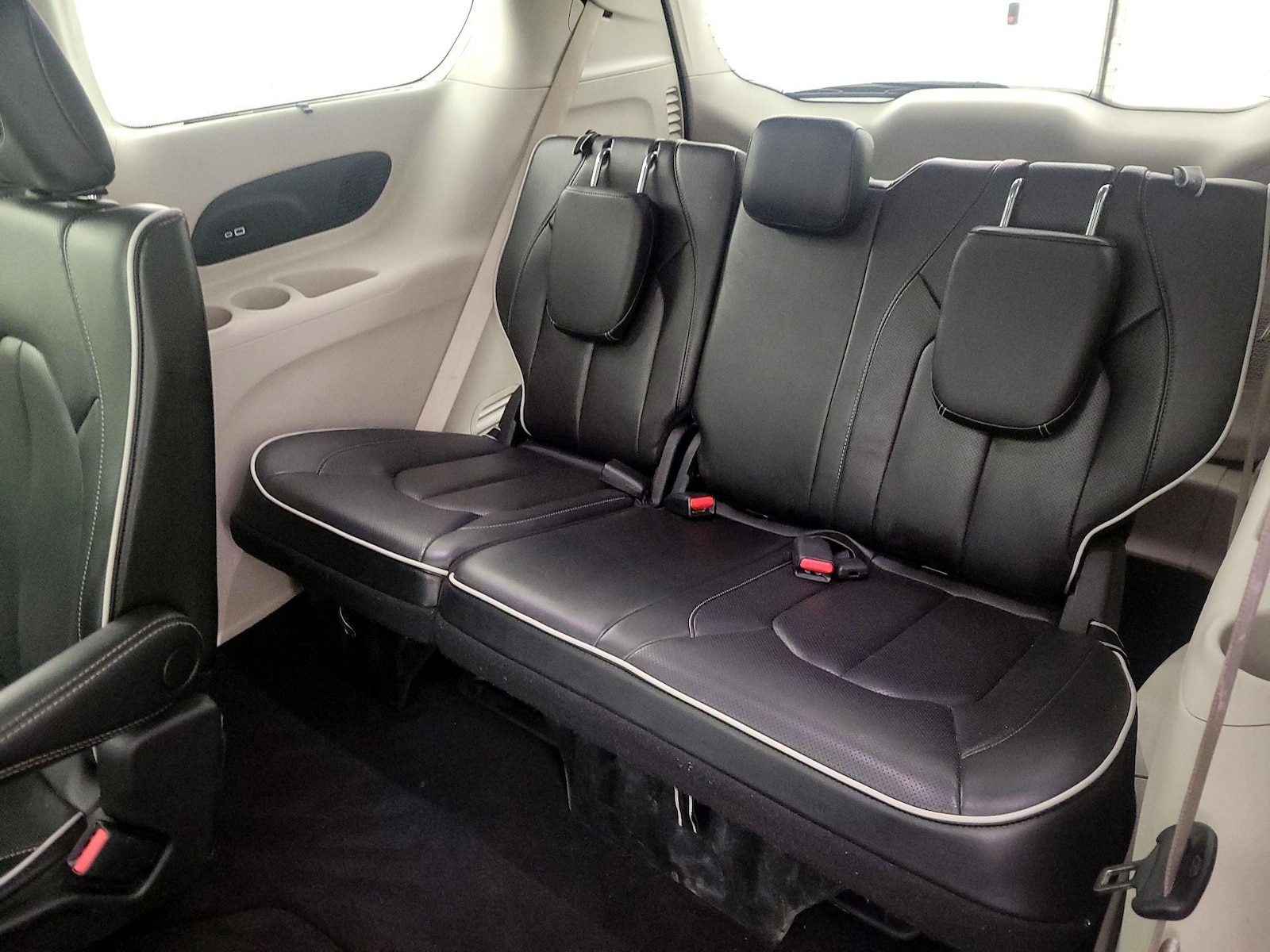 2023 Chrysler Pacifica Limited - Photo 23