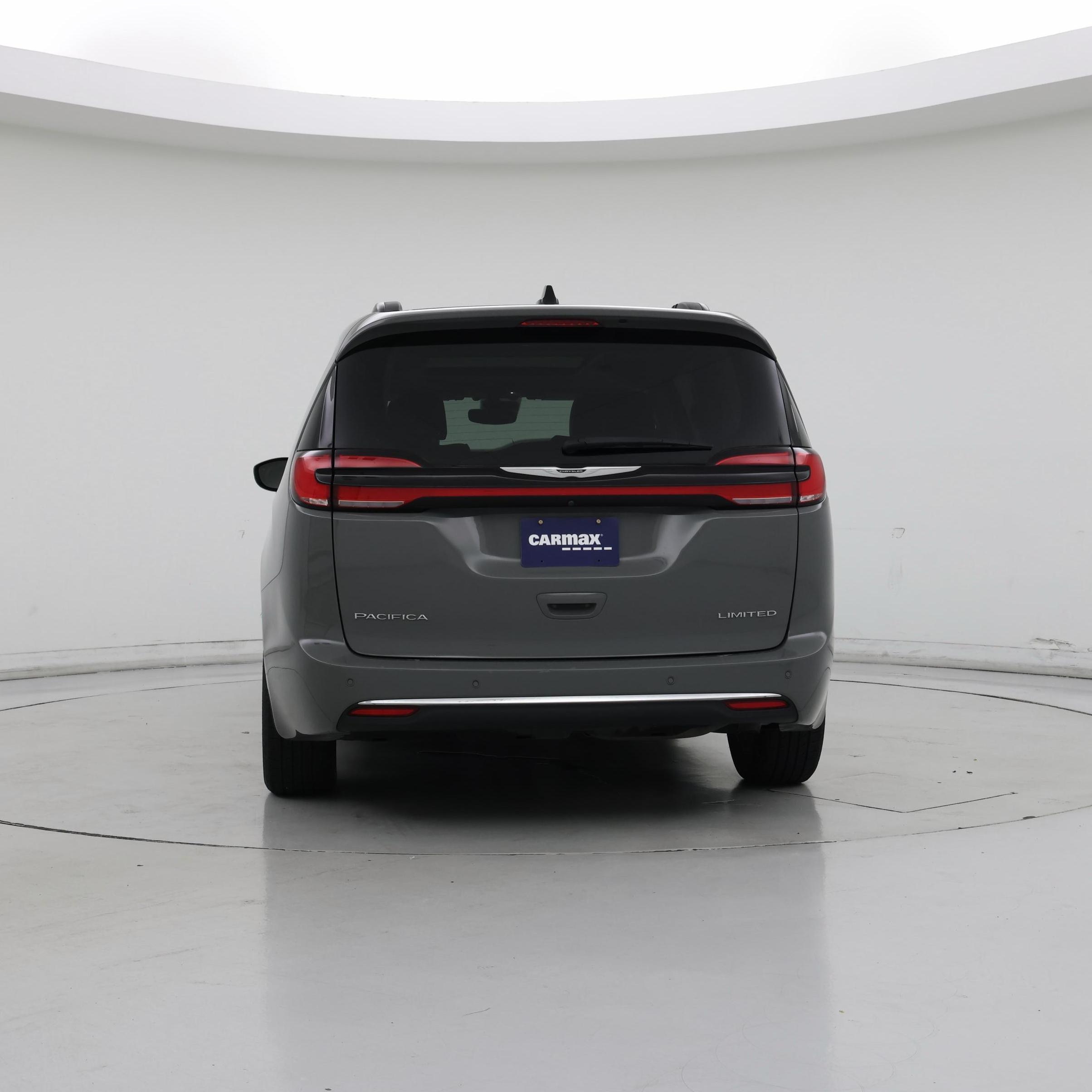 Thumbnail: 2023 Chrysler Pacifica - 6