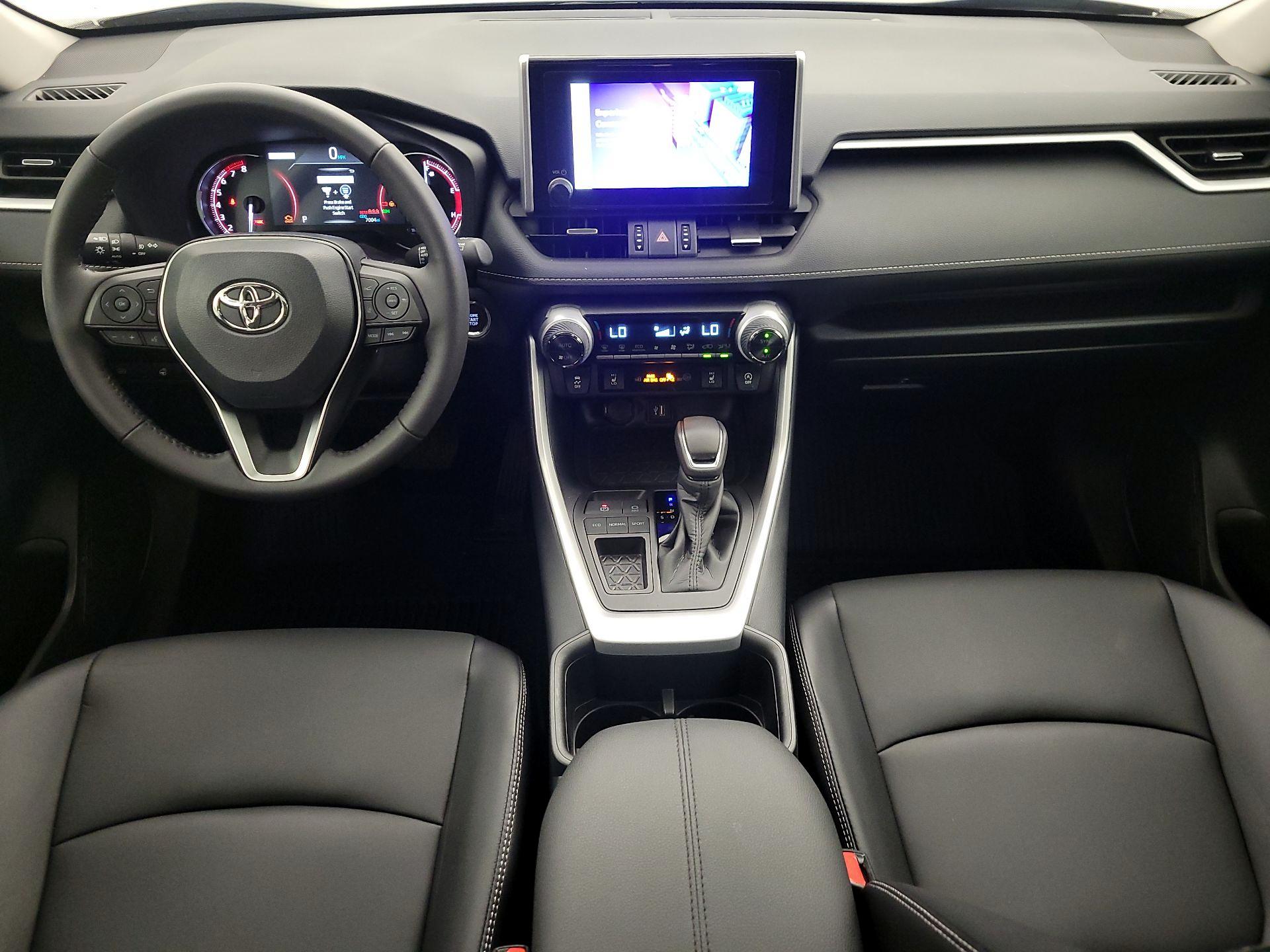 Thumbnail: 2025 Toyota RAV4 - 9