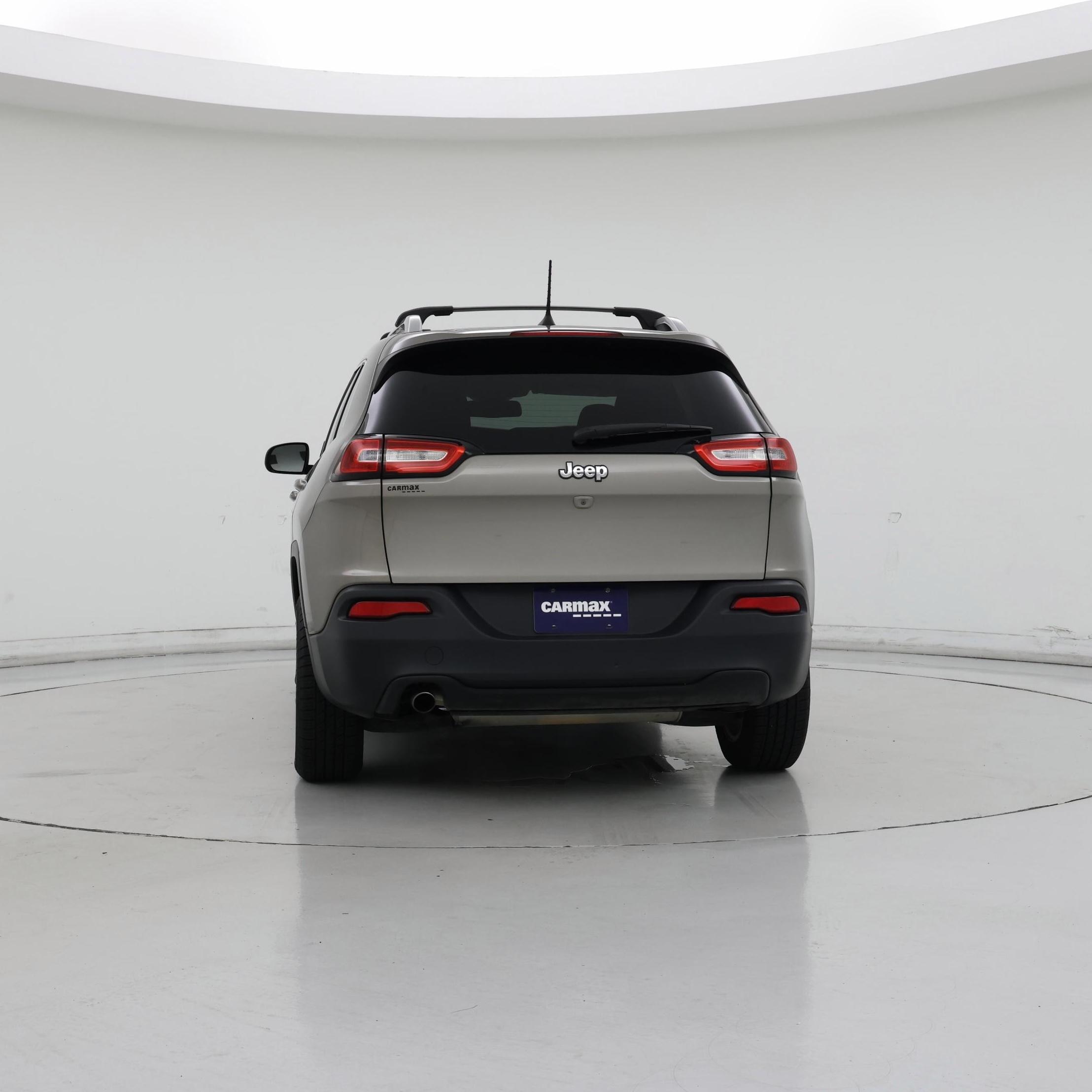 Thumbnail: 2018 Jeep Cherokee - 6