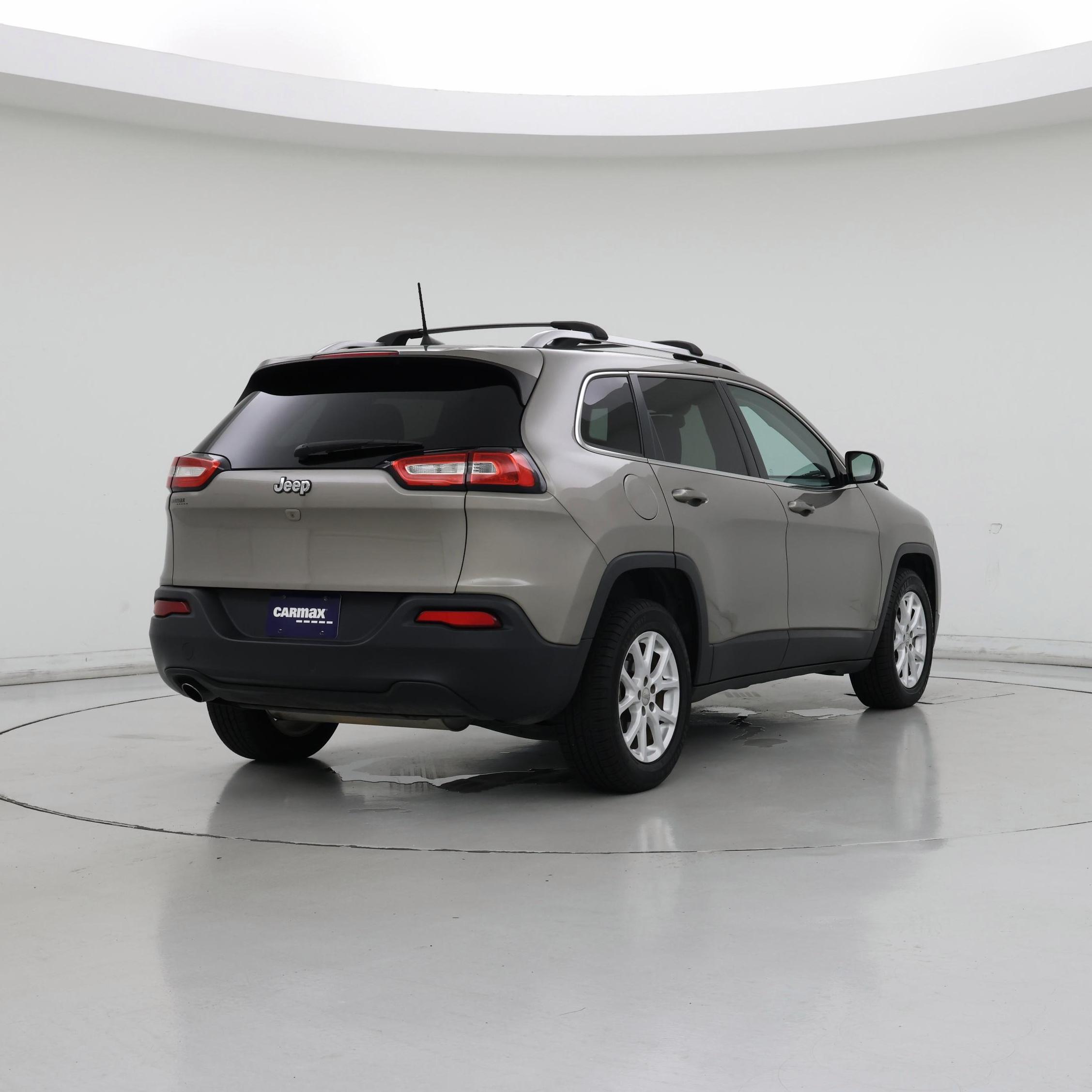 Thumbnail: 2018 Jeep Cherokee - 8